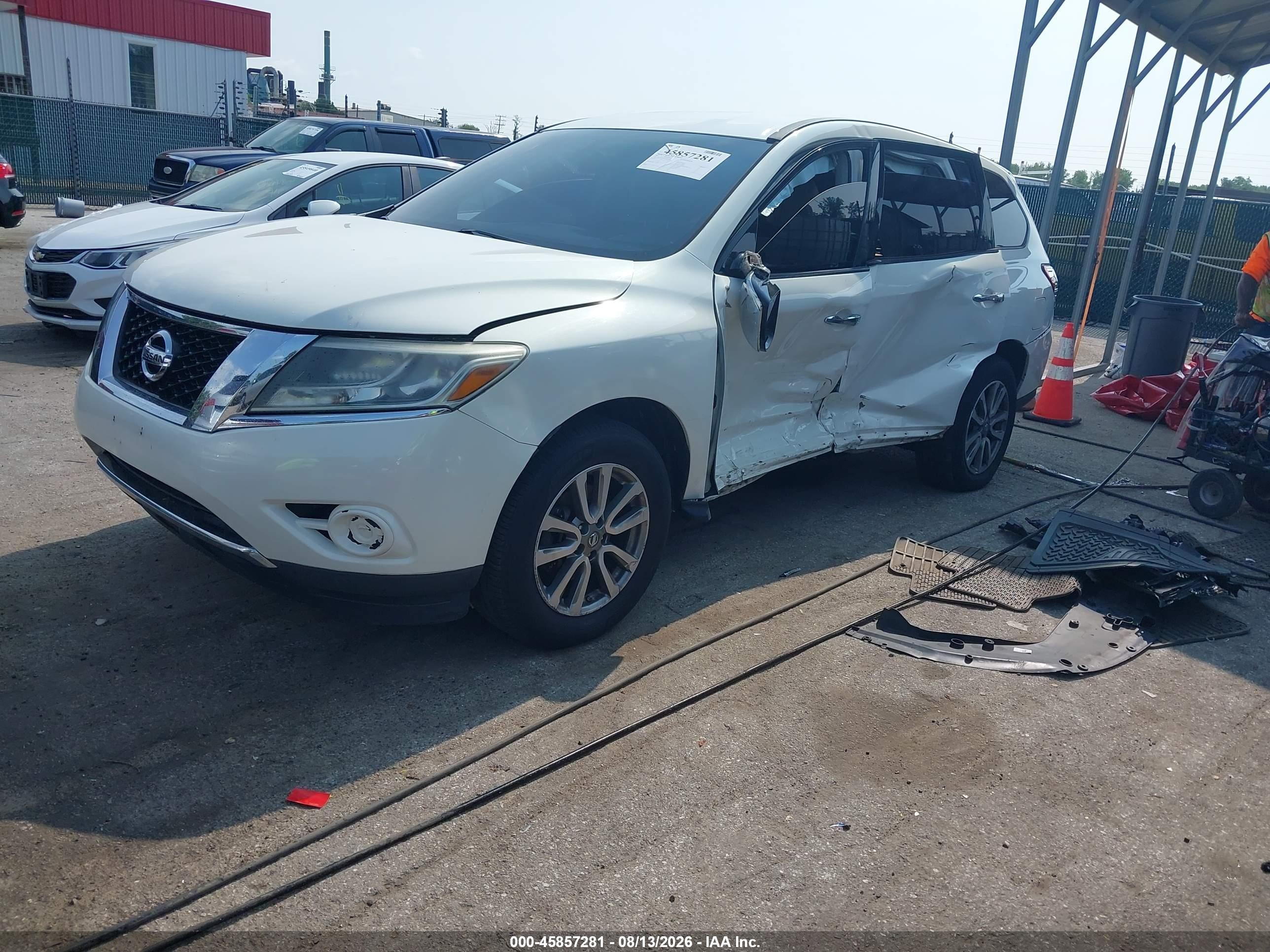 2013 Nissan Pathfinder S White vin: 5N1AR2MM2DC618407