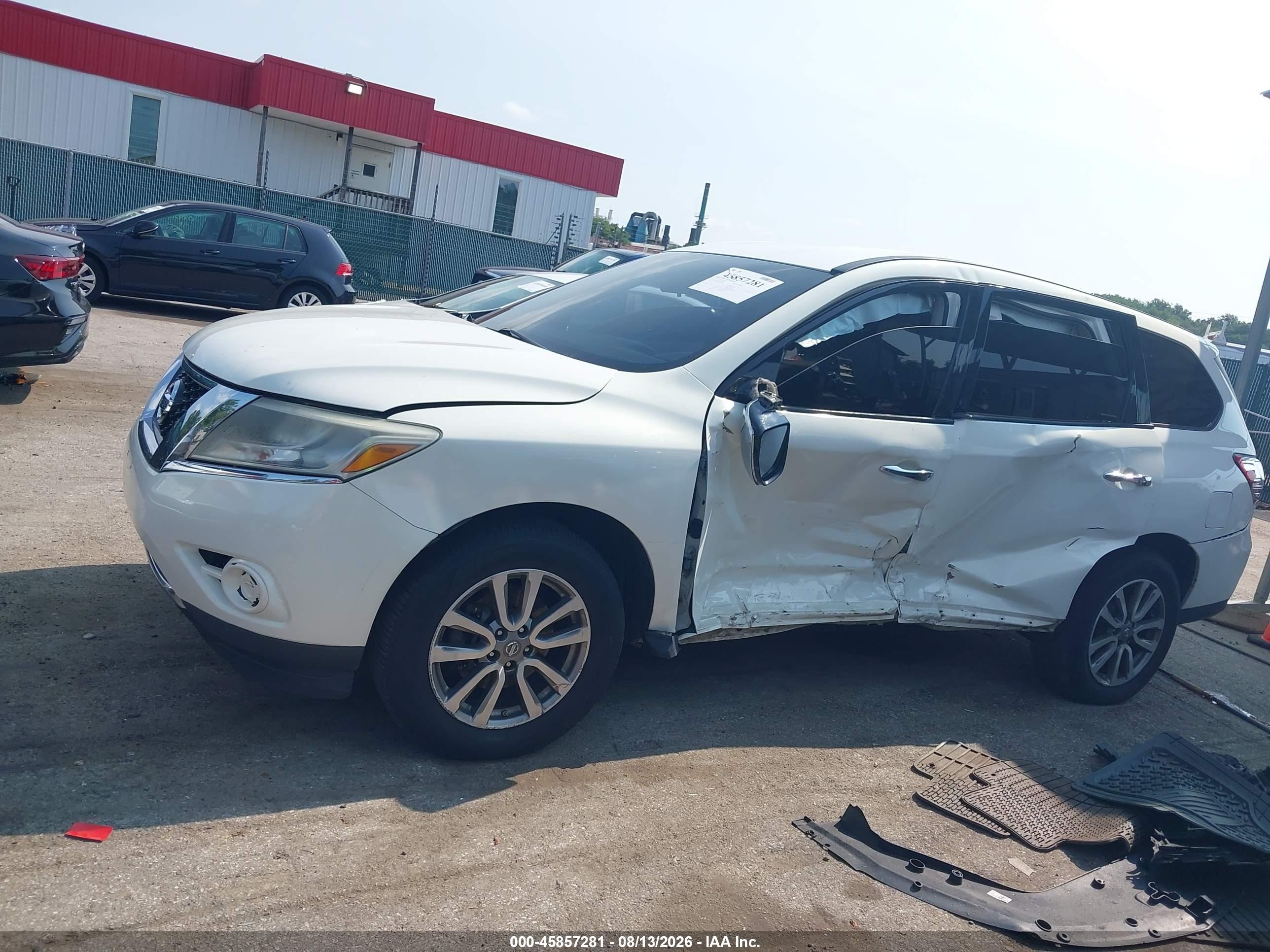 2013 Nissan Pathfinder S White vin: 5N1AR2MM2DC618407