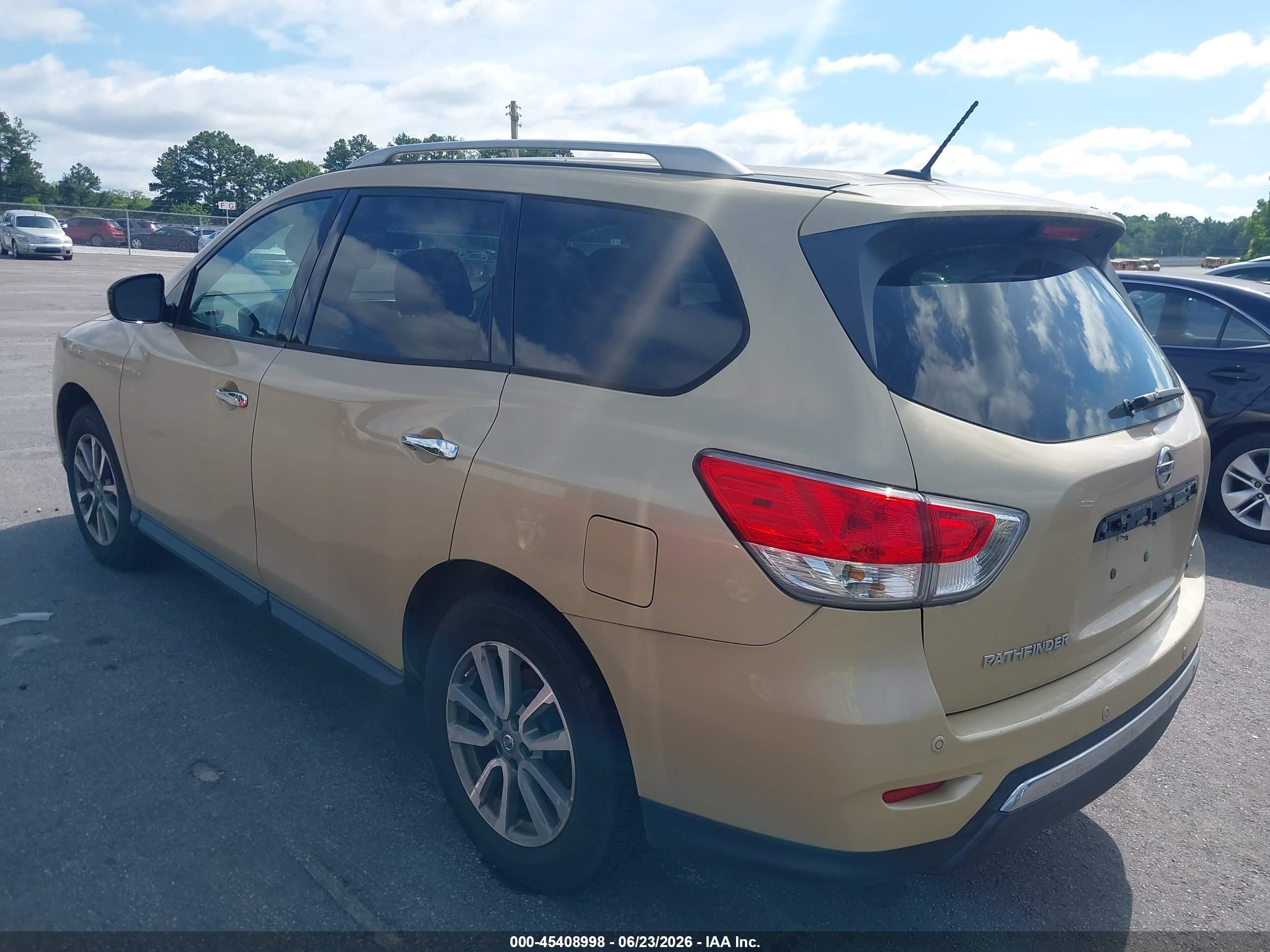 2013 Nissan Pathfinder Sv Gold vin: 5N1AR2MM2DC631383