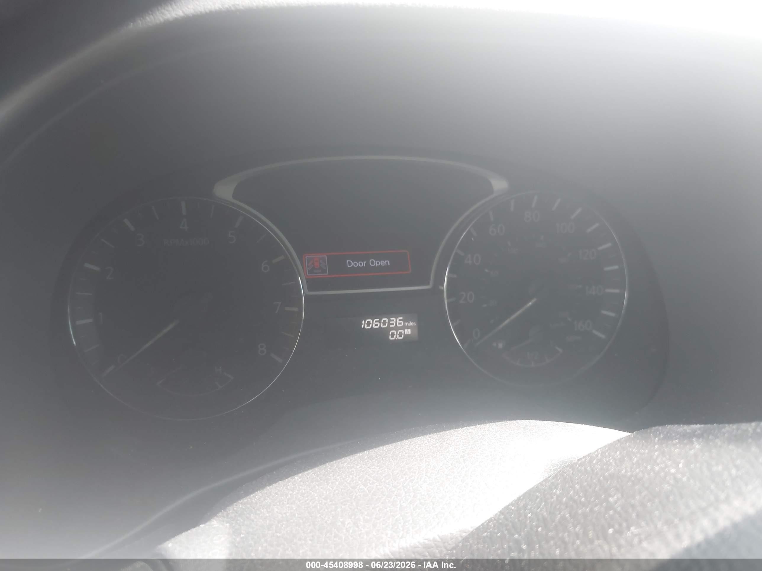 2013 Nissan Pathfinder Sv Gold vin: 5N1AR2MM2DC631383