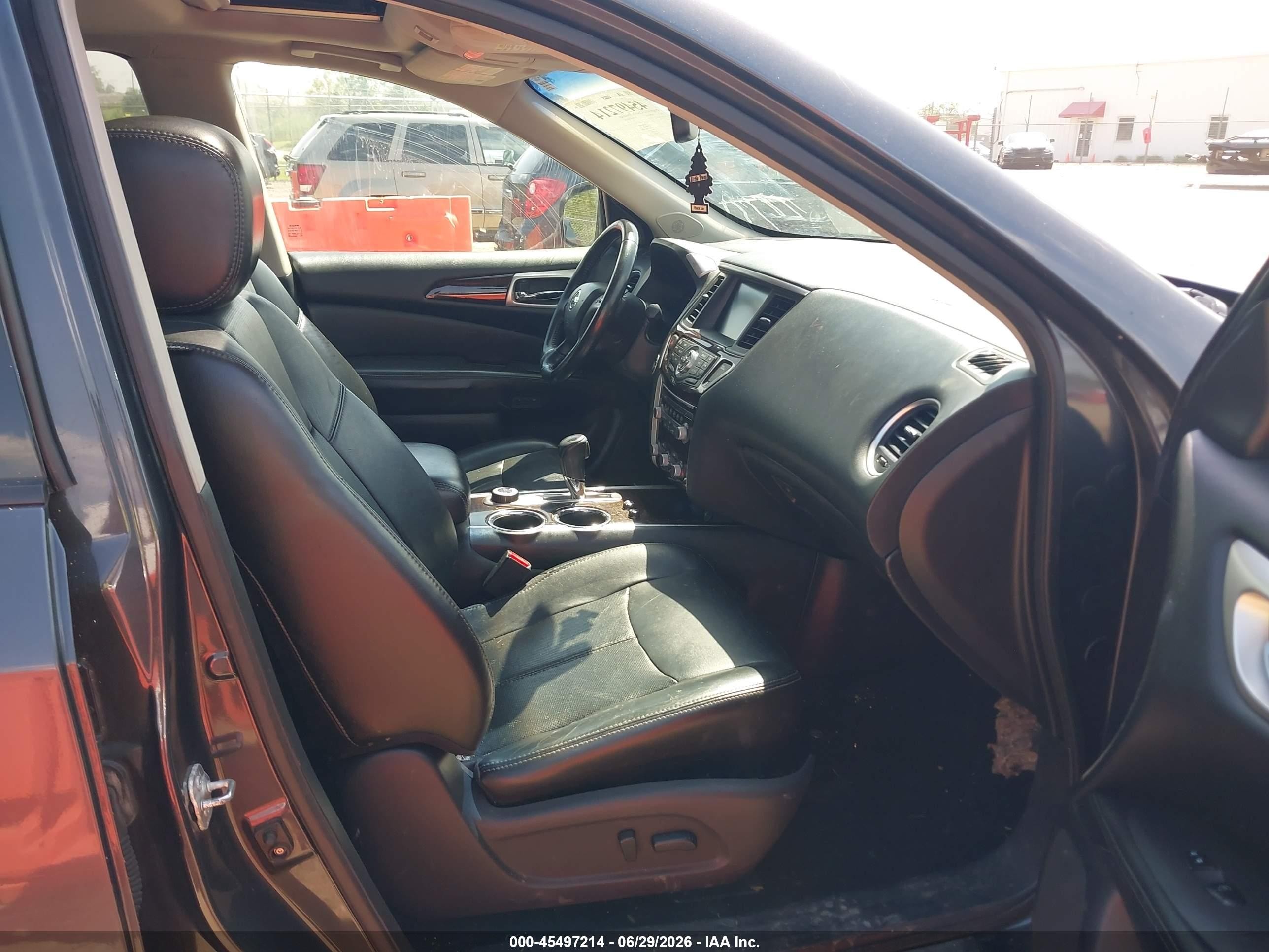 2013 Nissan Pathfinder Platinum Gray vin: 5N1AR2MM2DC638978