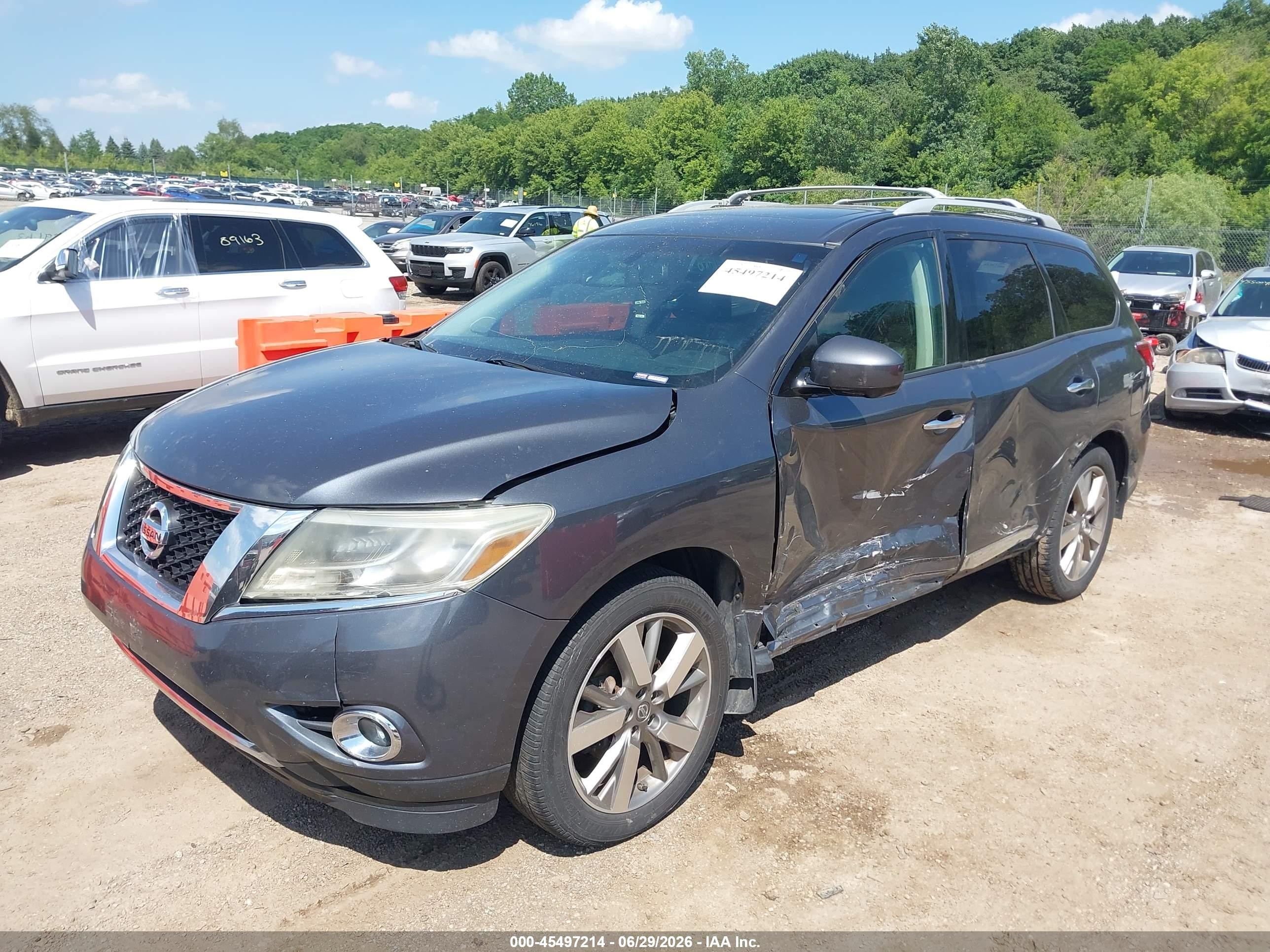 2013 Nissan Pathfinder Platinum Gray vin: 5N1AR2MM2DC638978