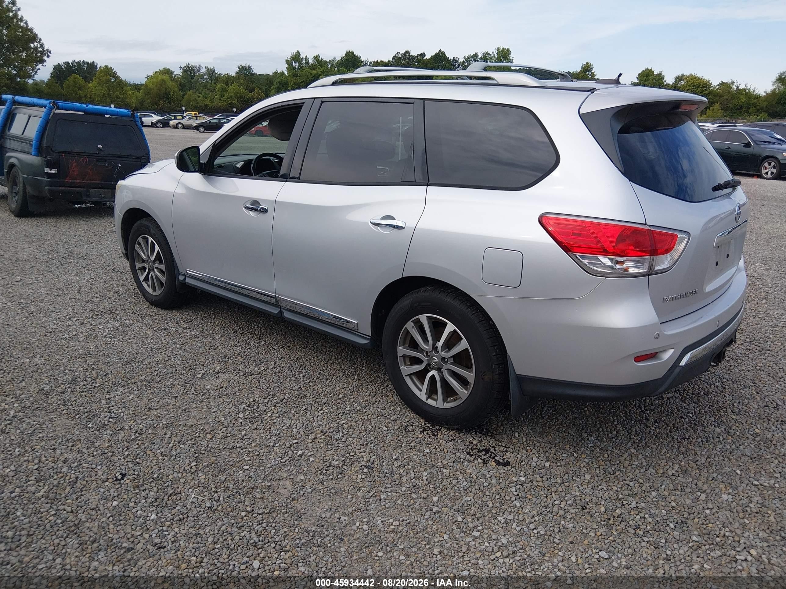 2013 Nissan Pathfinder Sl Silver vin: 5N1AR2MM2DC665419