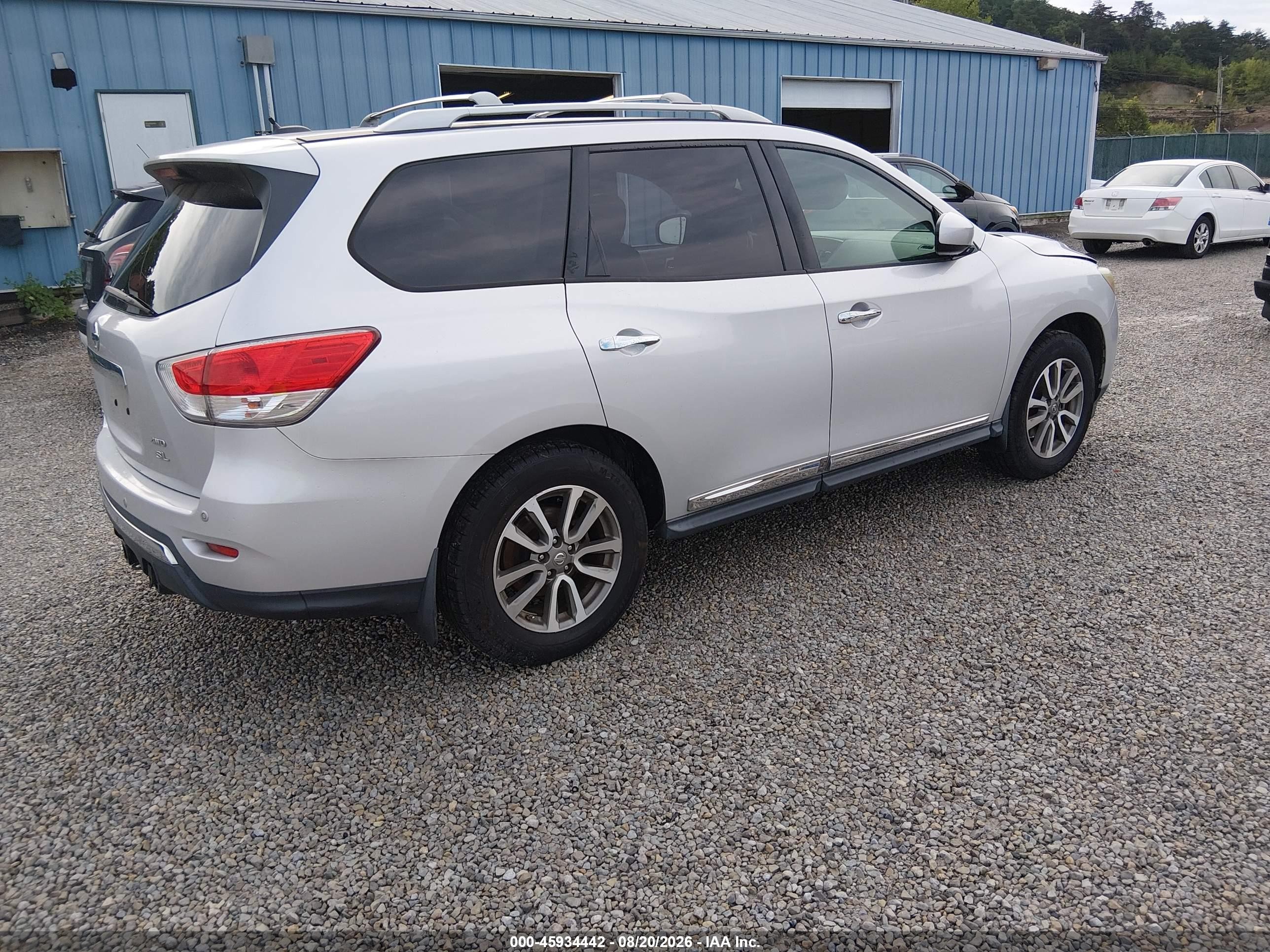 2013 Nissan Pathfinder Sl Silver vin: 5N1AR2MM2DC665419