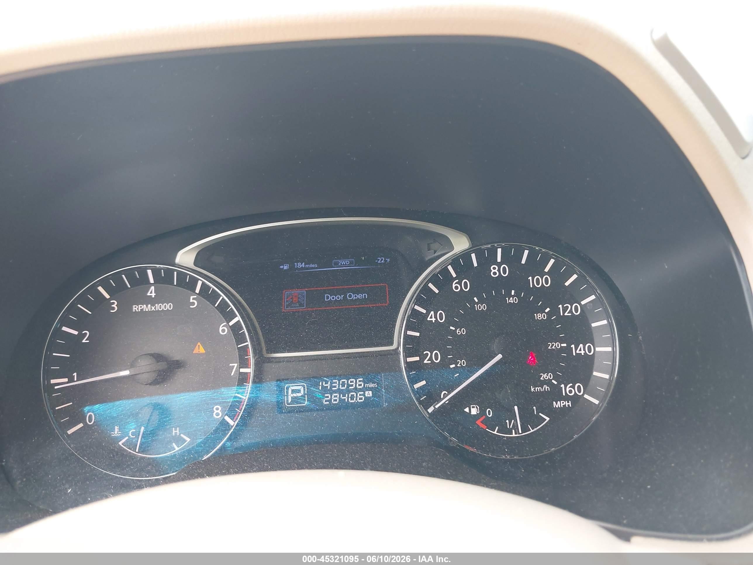 2013 Nissan Pathfinder Platinum Brown vin: 5N1AR2MM2DC681409