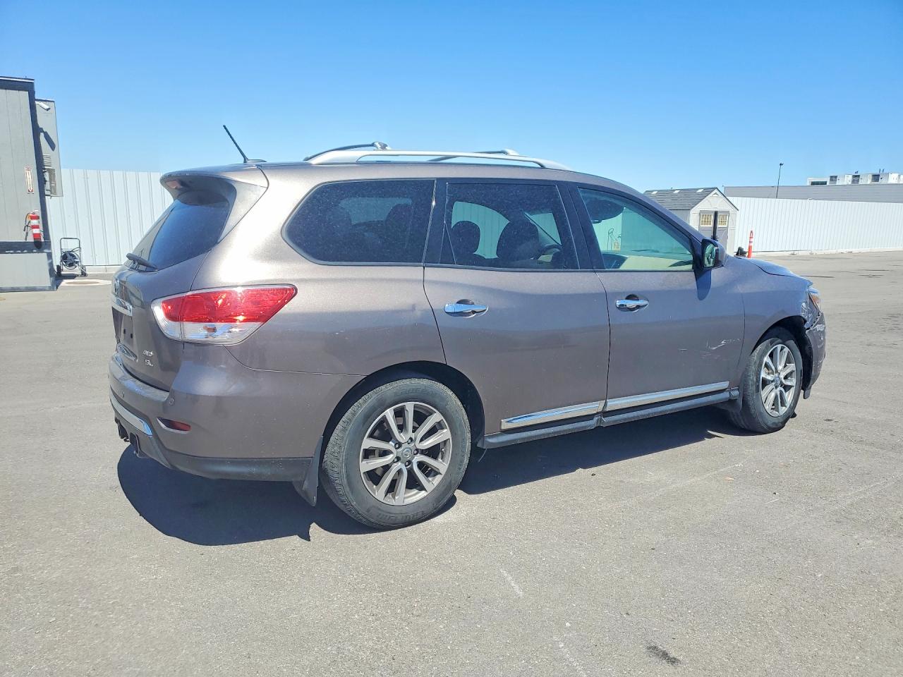 2013 Nissan Pathfinder S Brown vin: 5N1AR2MM2DC687503