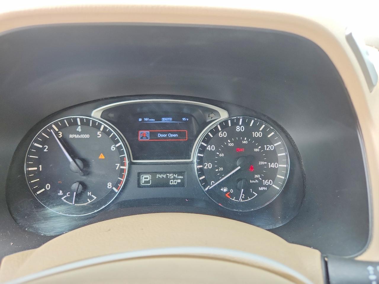 2014 Nissan Pathfinder S White vin: 5N1AR2MM2EC612110