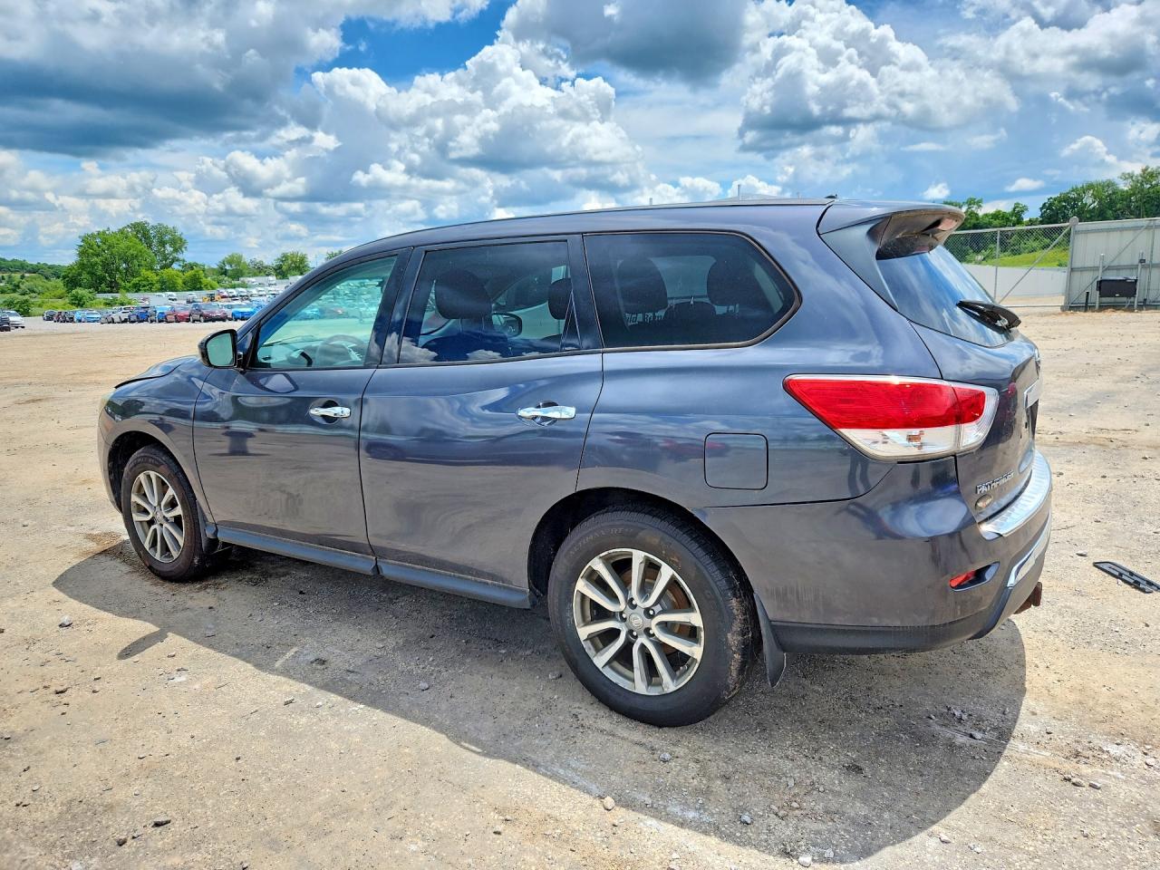 2014 Nissan Pathfinder S Gray vin: 5N1AR2MM2EC615833
