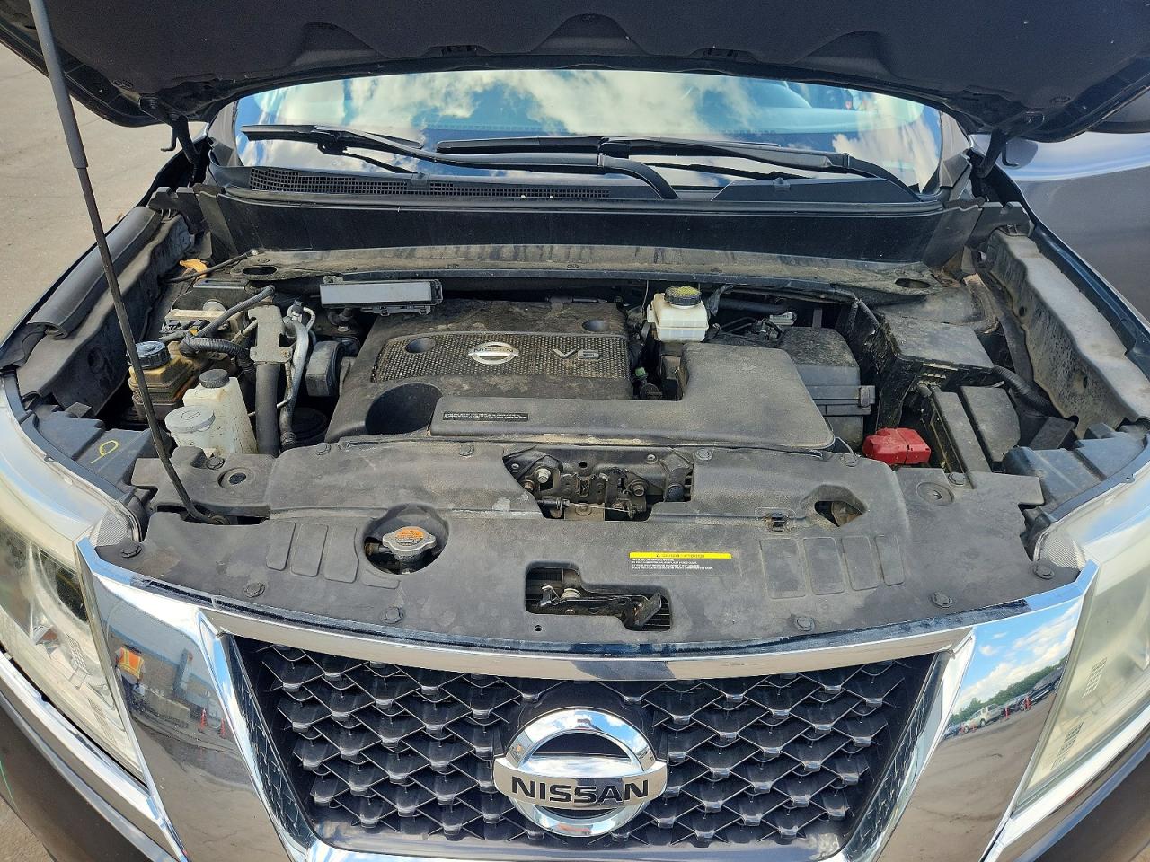 2014 Nissan Pathfinder Sv Gray vin: 5N1AR2MM2EC635211