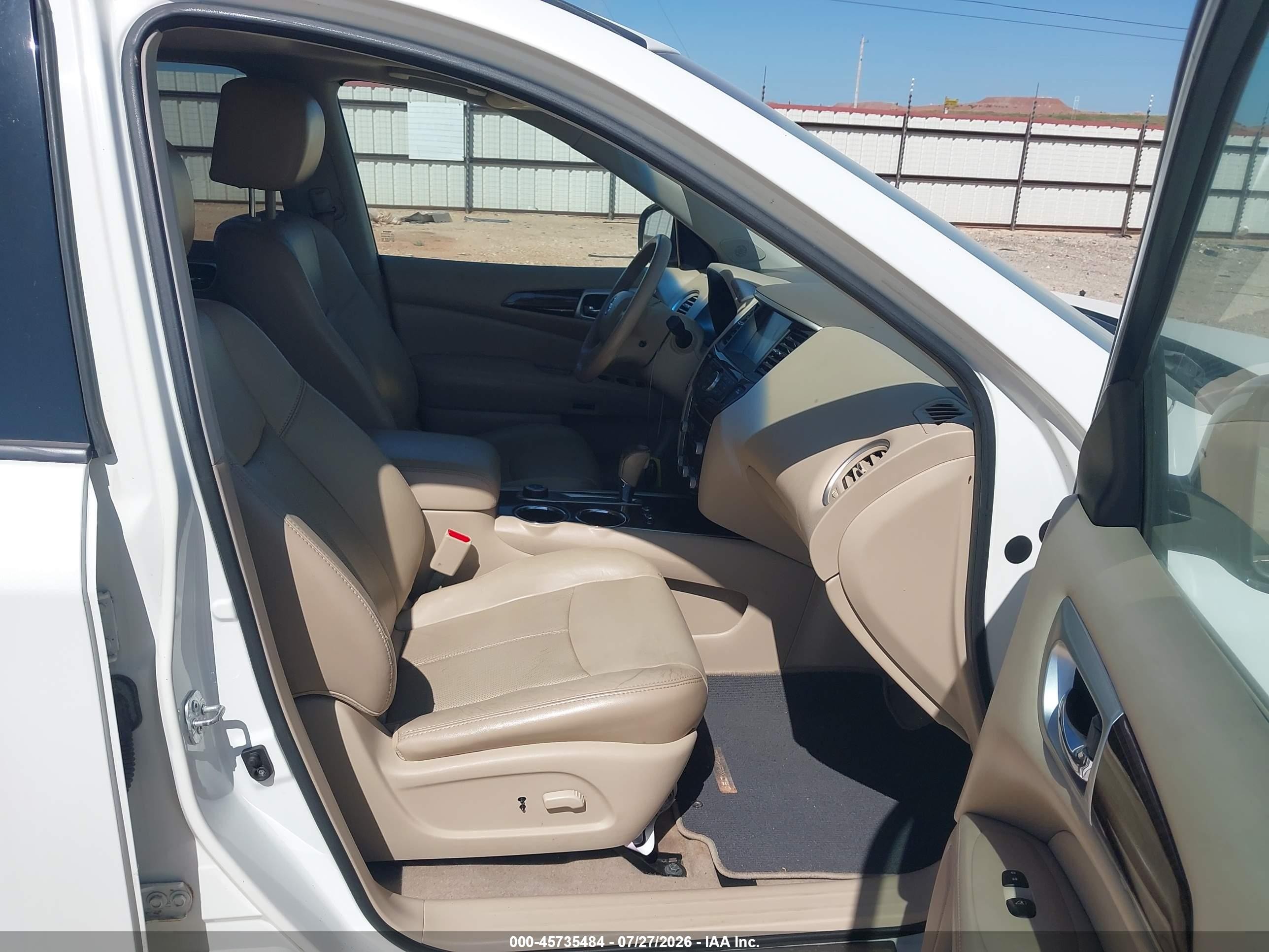 2014 Nissan Pathfinder Platinum White vin: 5N1AR2MM2EC669973