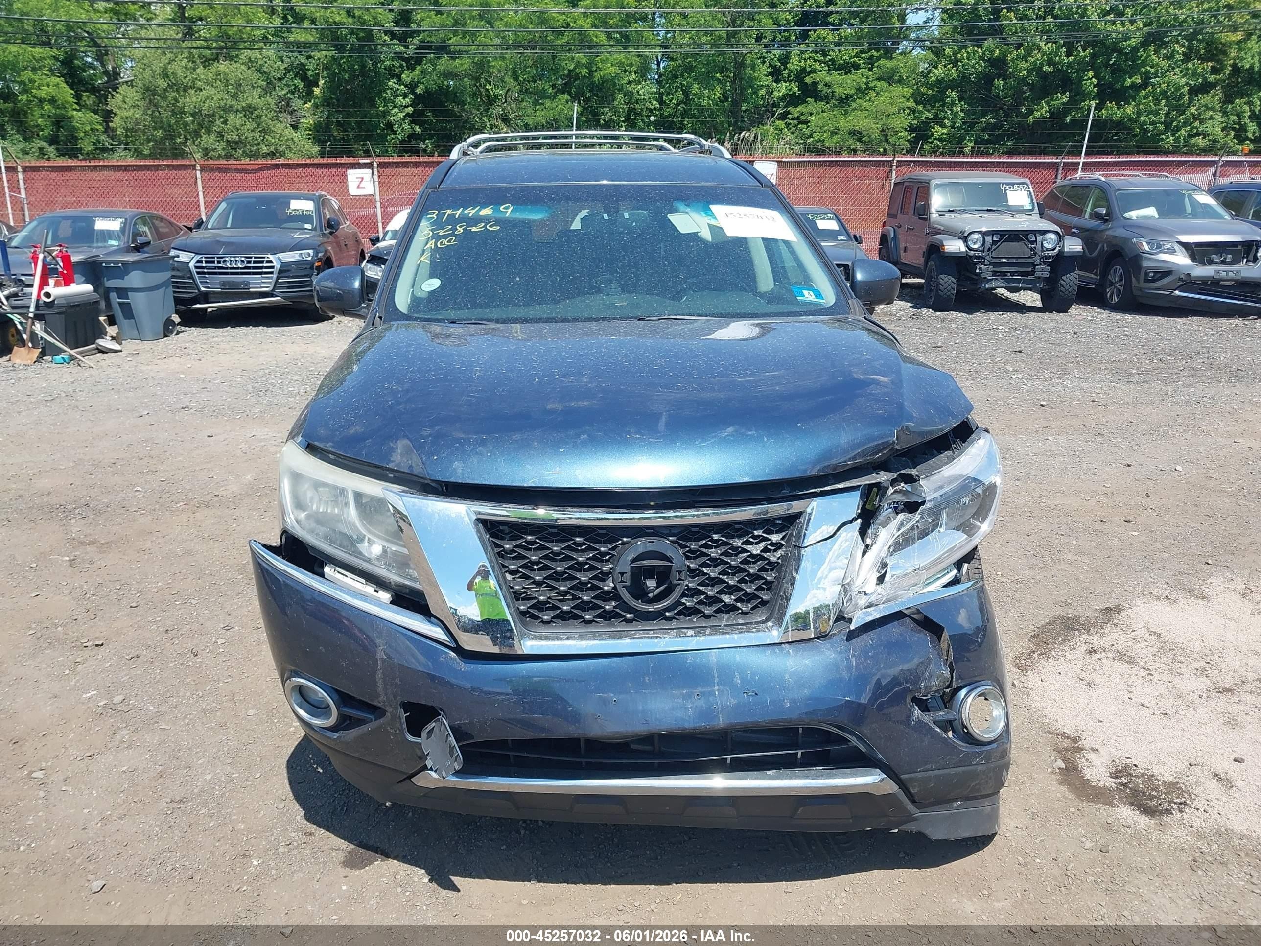 2014 Nissan Pathfinder Platinum Dark Blue vin: 5N1AR2MM2EC678401