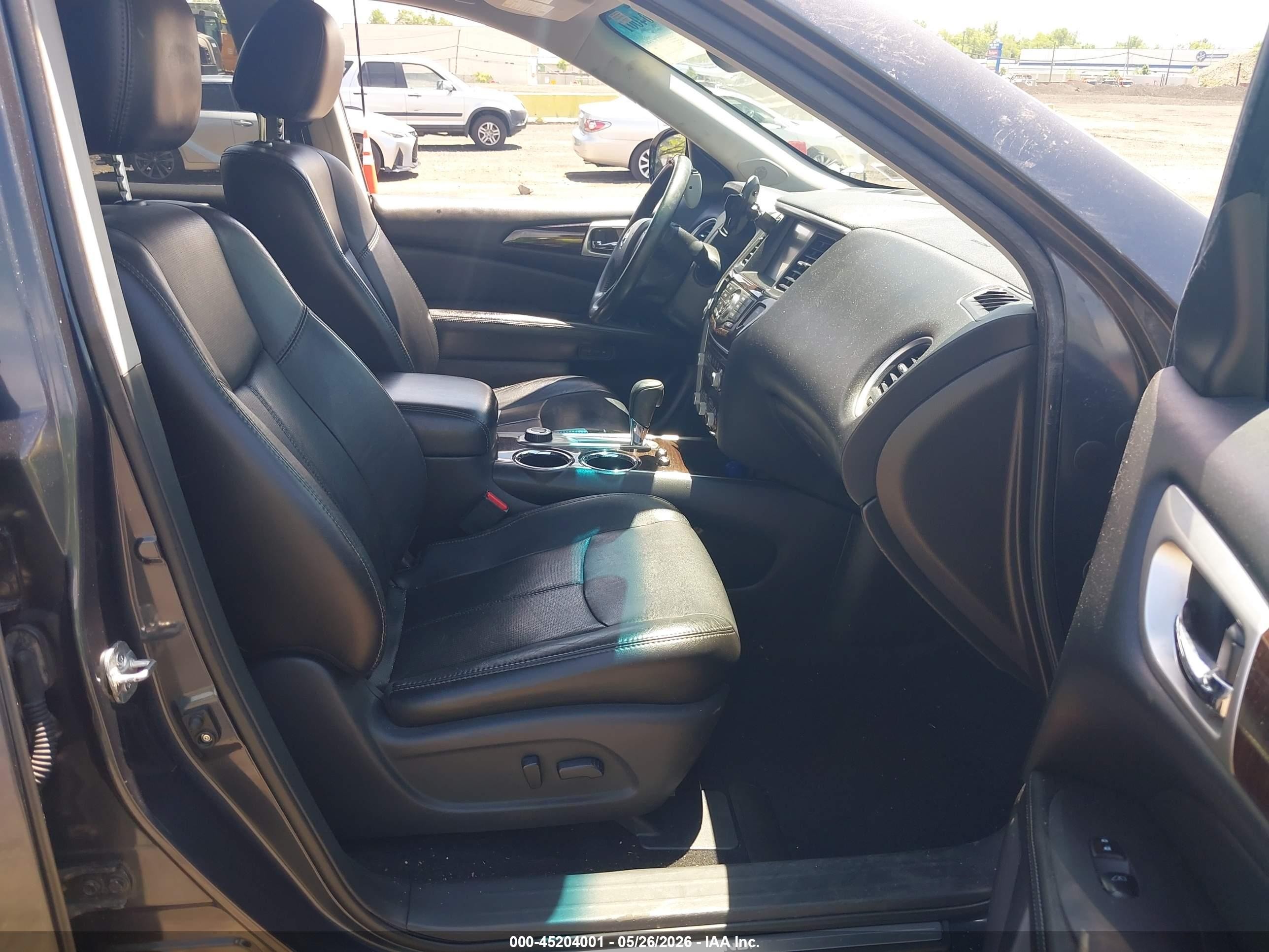 2014 Nissan Pathfinder Platinum Gray vin: 5N1AR2MM2EC679662