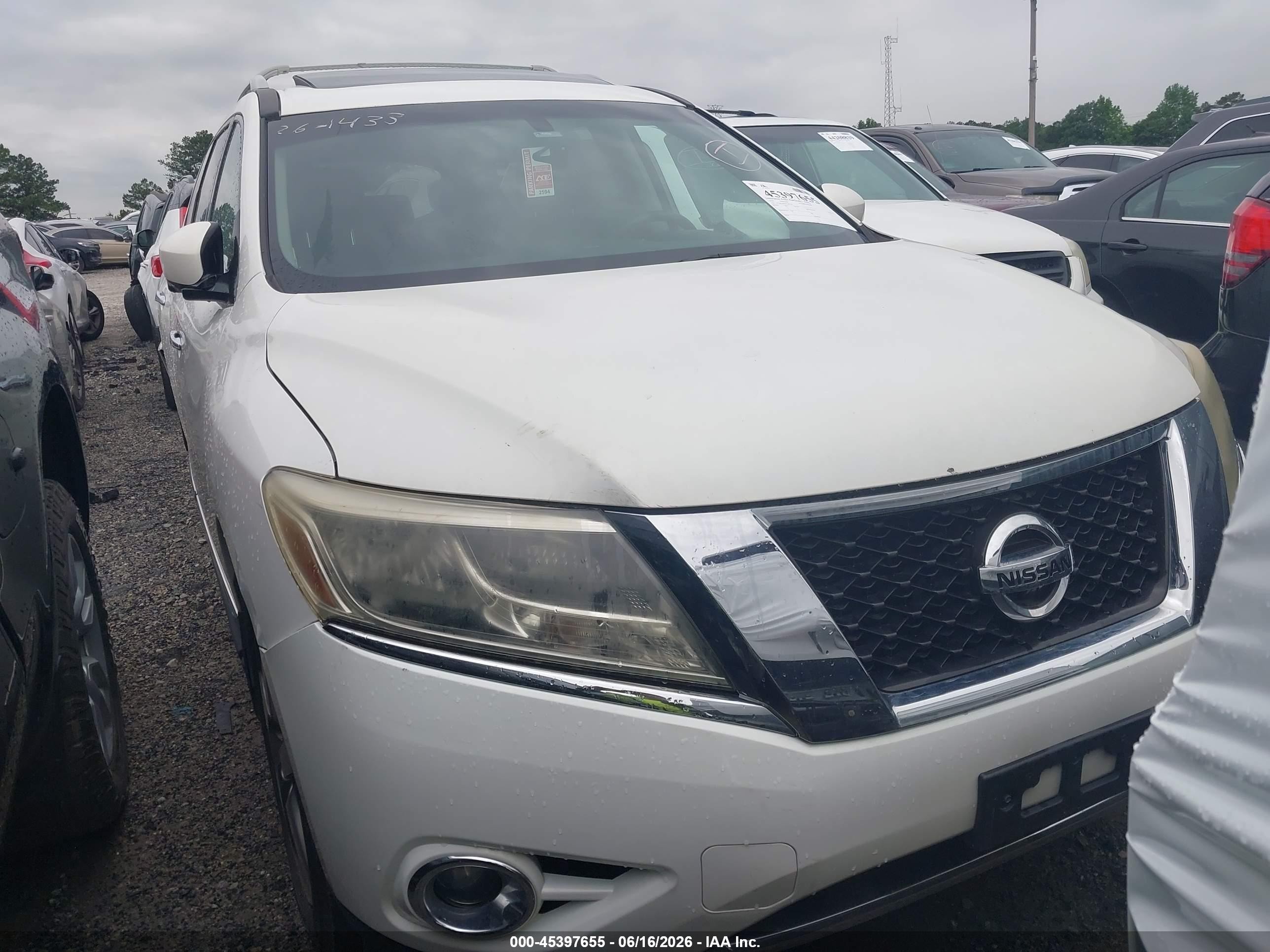 2014 Nissan Pathfinder Platinum Белый vin: 5N1AR2MM2EC681203