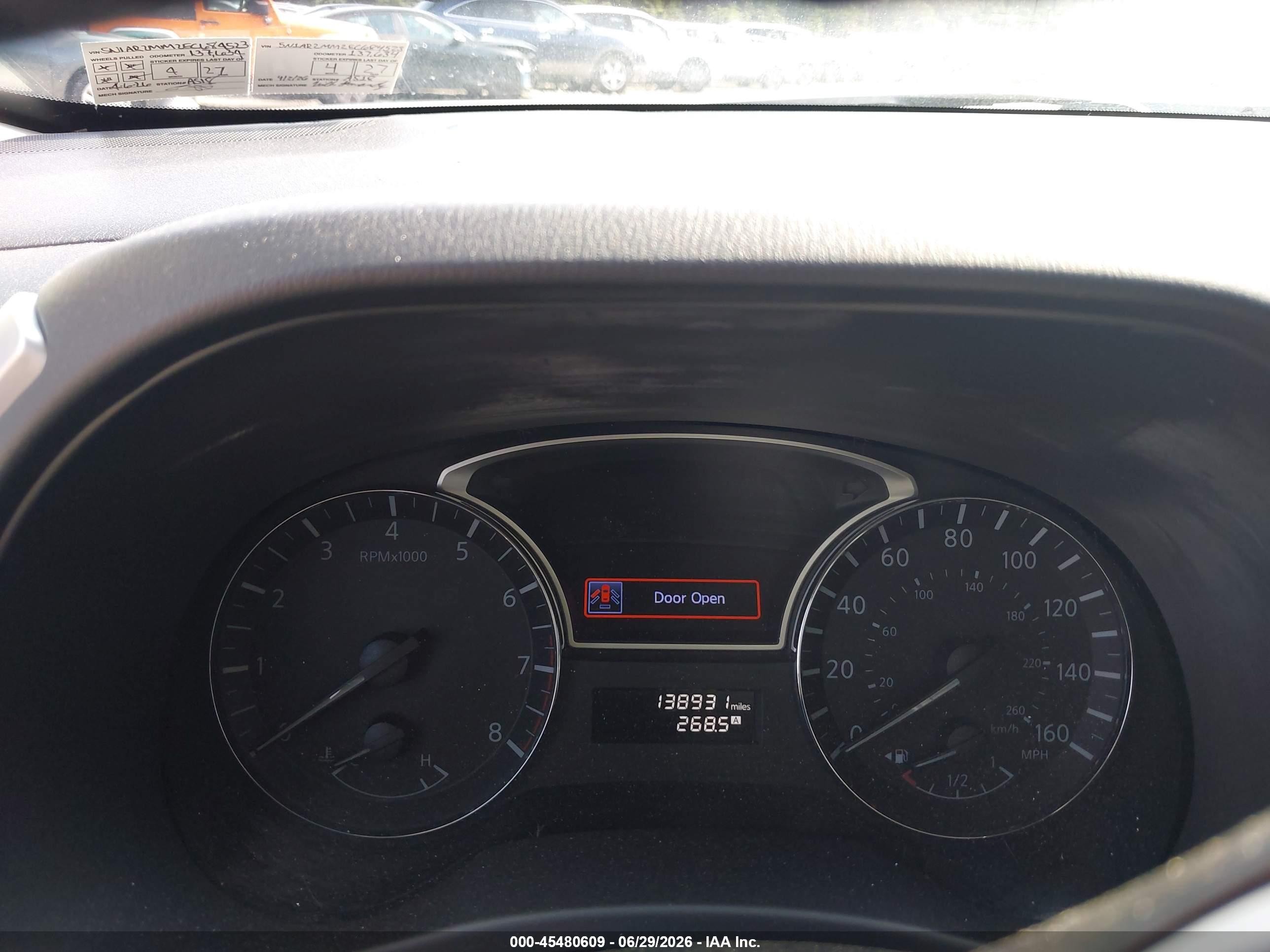 2014 Nissan Pathfinder Platinum Silver vin: 5N1AR2MM2EC684523