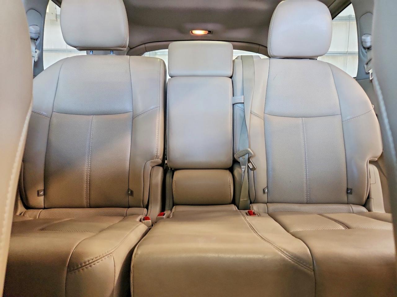 2014 Nissan Pathfinder S White vin: 5N1AR2MM2EC685610