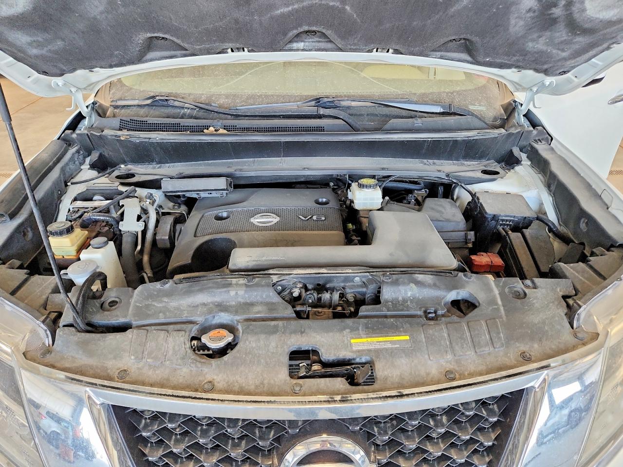 2014 Nissan Pathfinder S White vin: 5N1AR2MM2EC685610