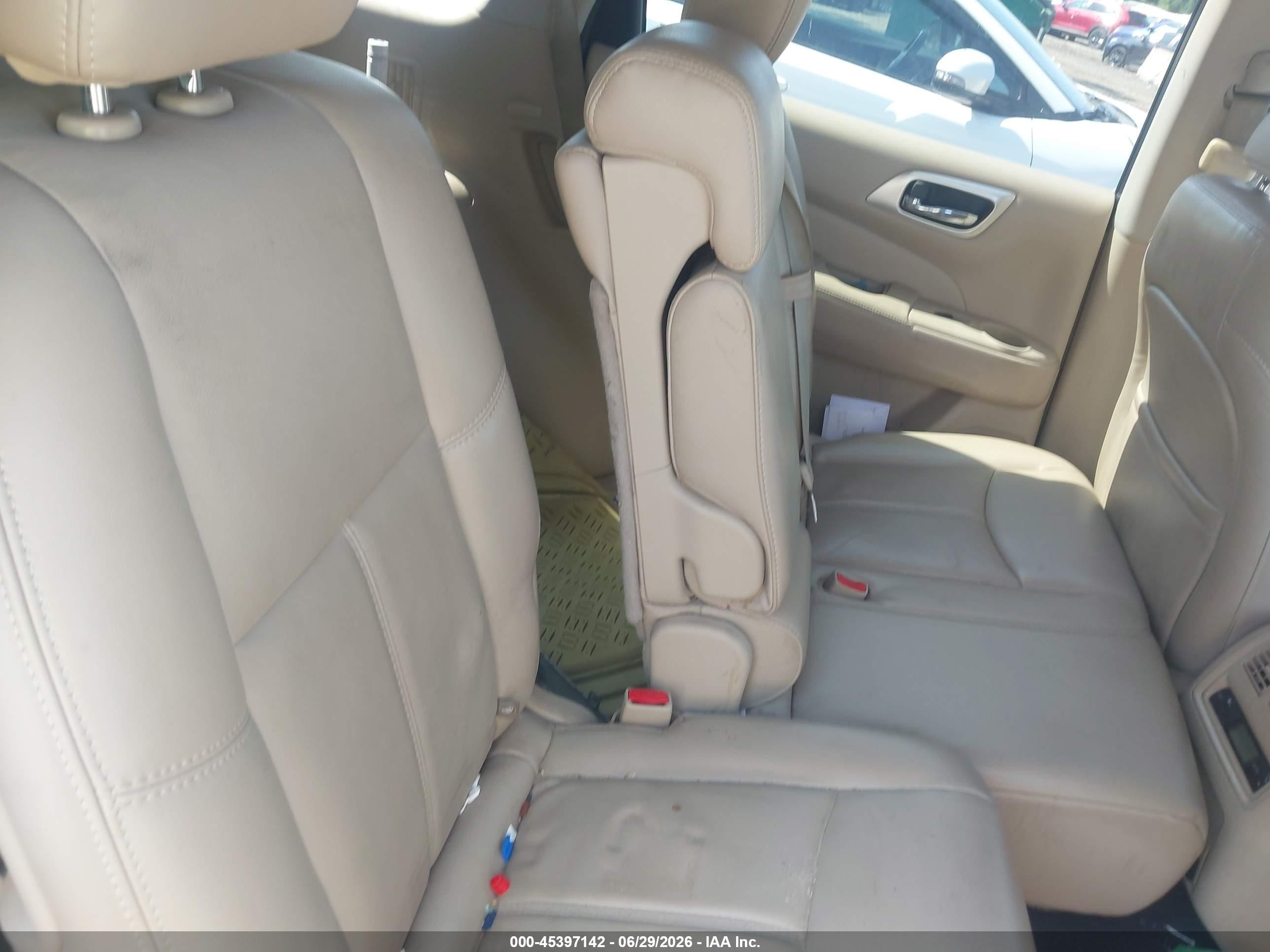 2014 Nissan Pathfinder Sl White vin: 5N1AR2MM2EC686756