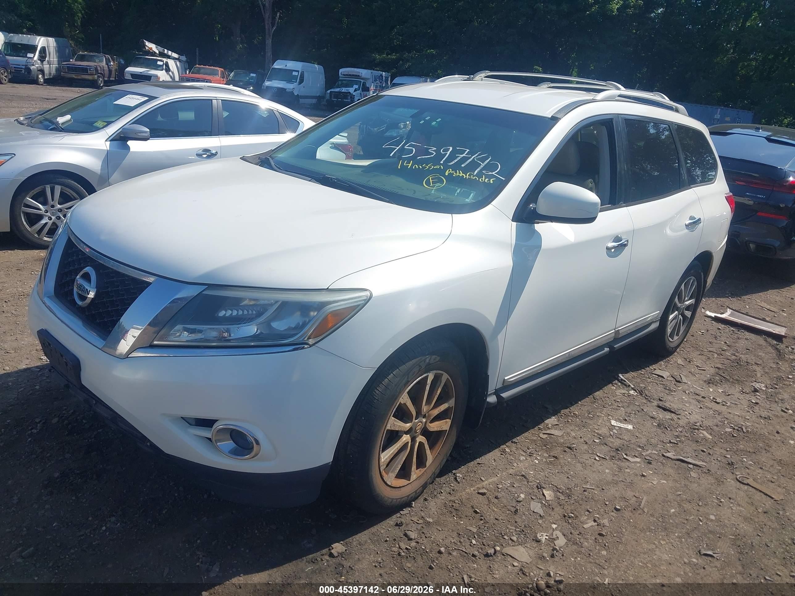 2014 Nissan Pathfinder Sl White vin: 5N1AR2MM2EC686756