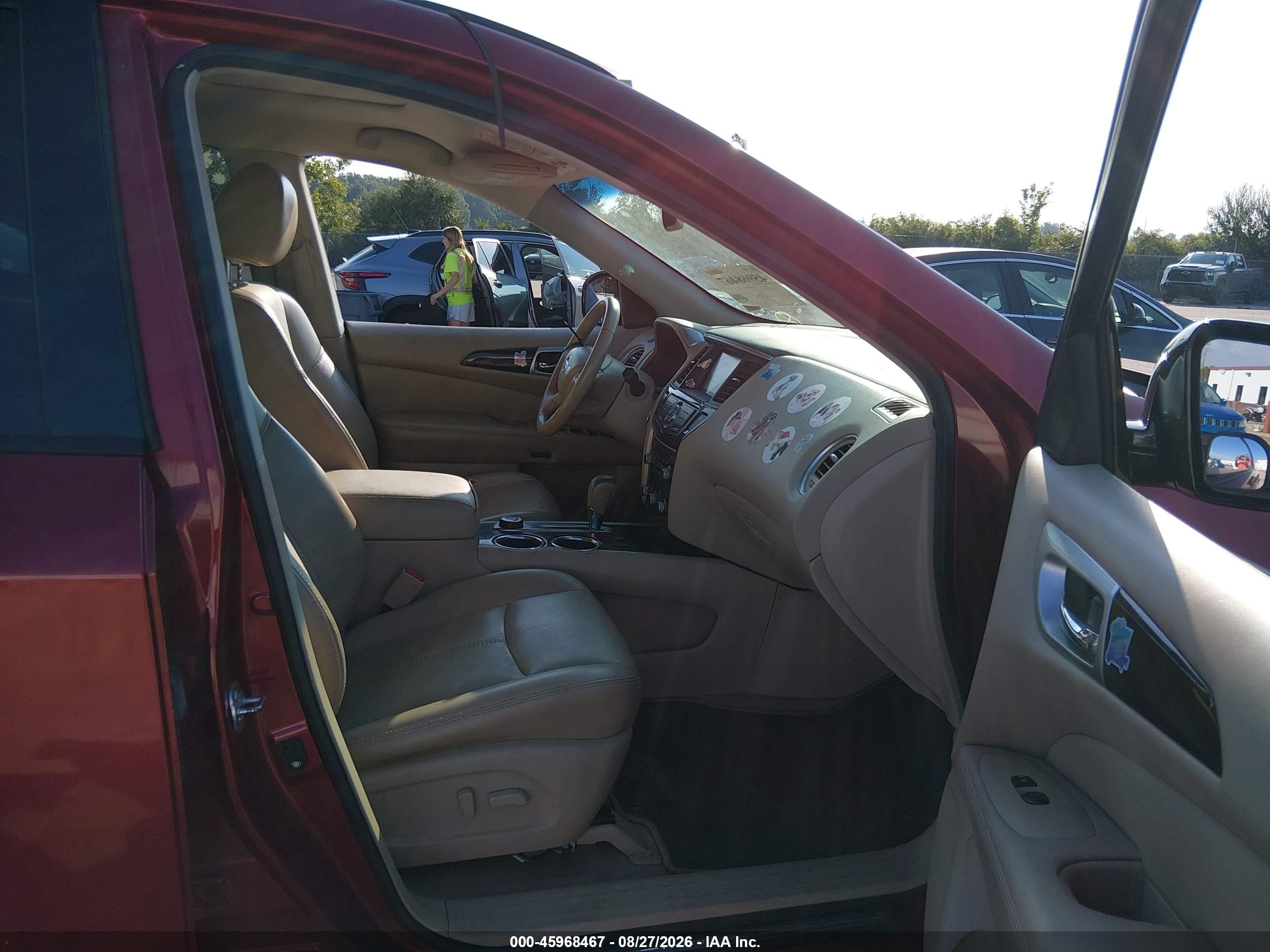 2014 Nissan Pathfinder Sl Red vin: 5N1AR2MM2EC700011