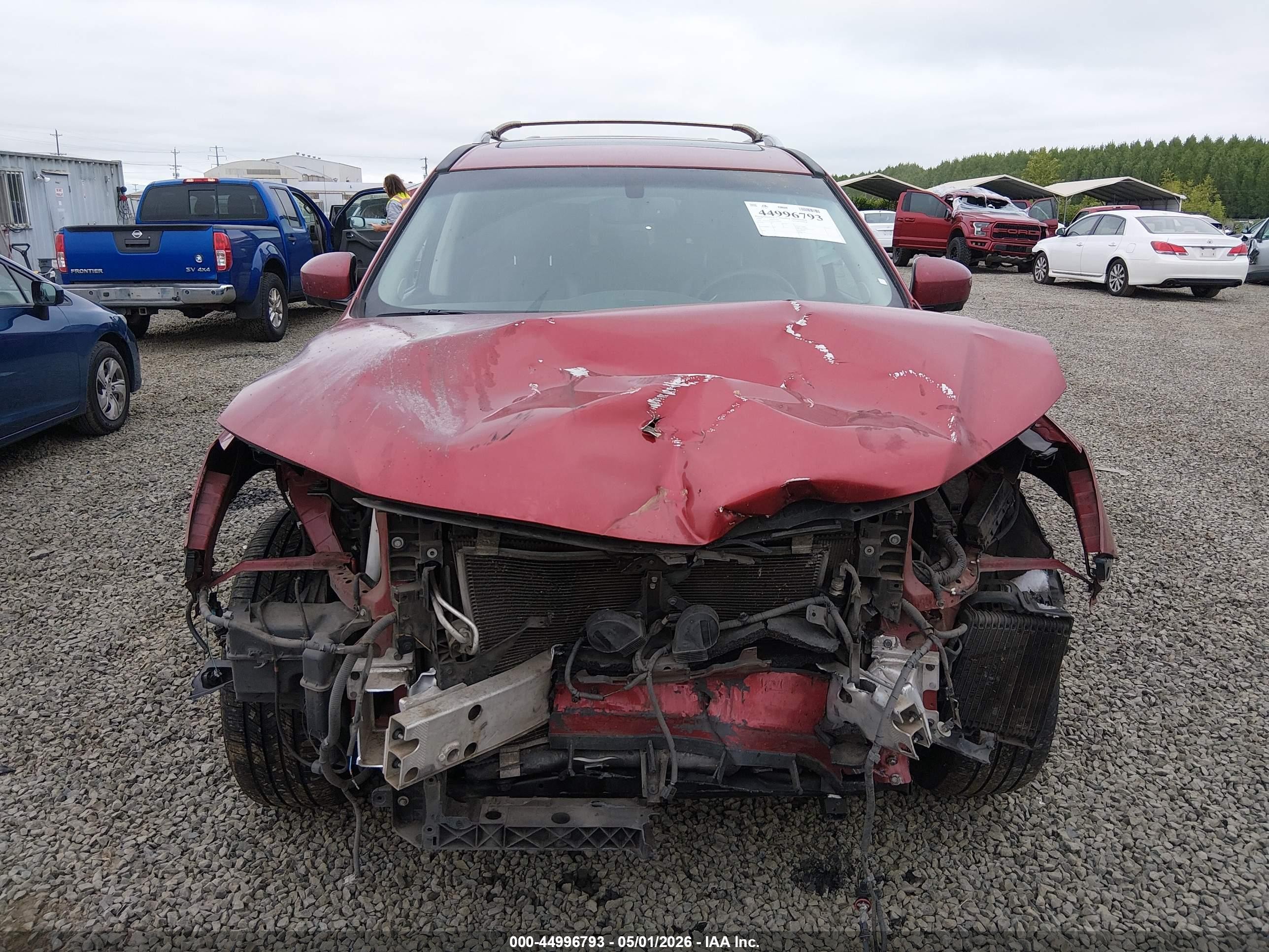 2014 Nissan Pathfinder Platinum Red vin: 5N1AR2MM2EC701935