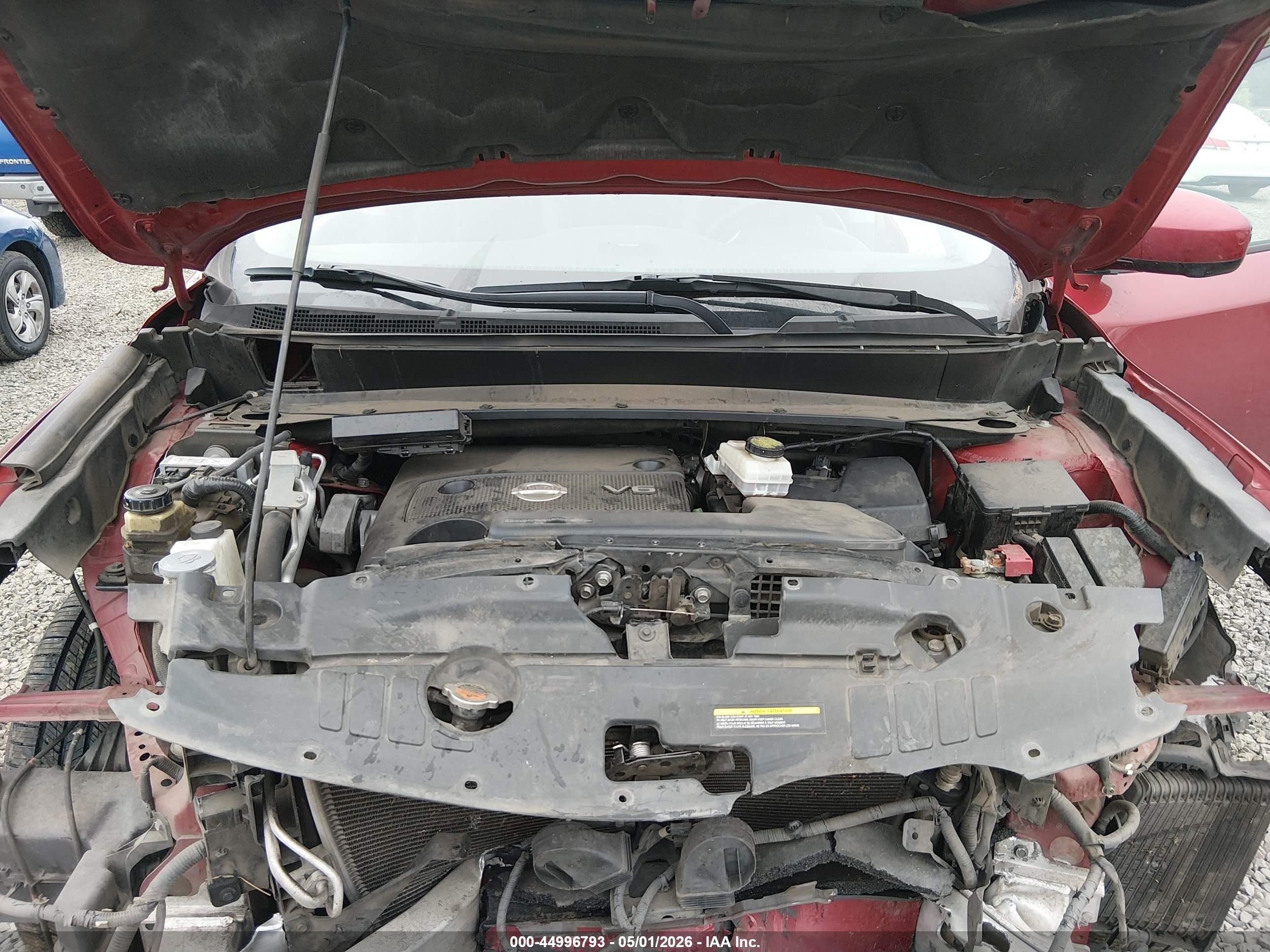 2014 Nissan Pathfinder Platinum Red vin: 5N1AR2MM2EC701935