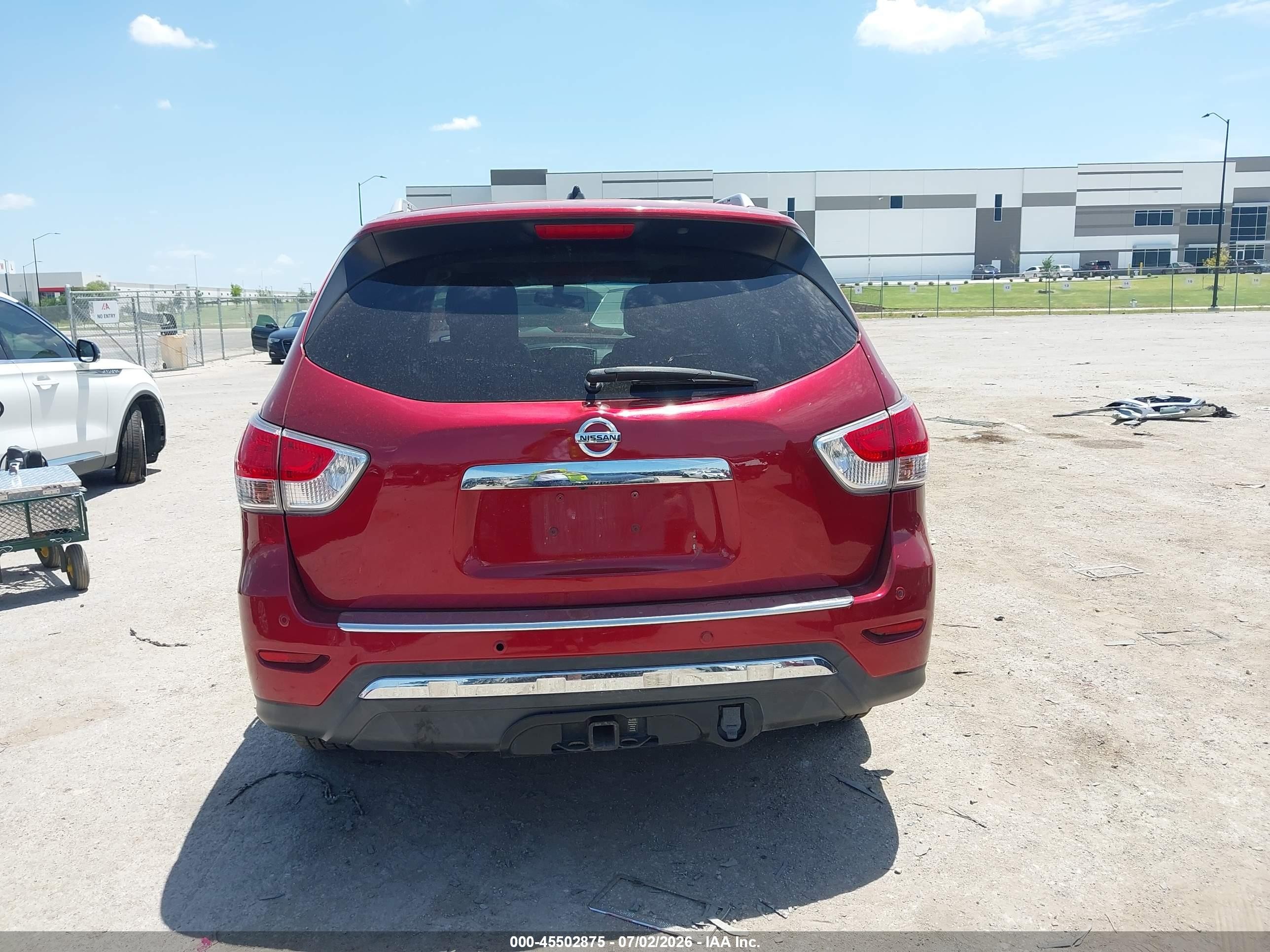 2015 Nissan Pathfinder Platinum Red vin: 5N1AR2MM2FC608608