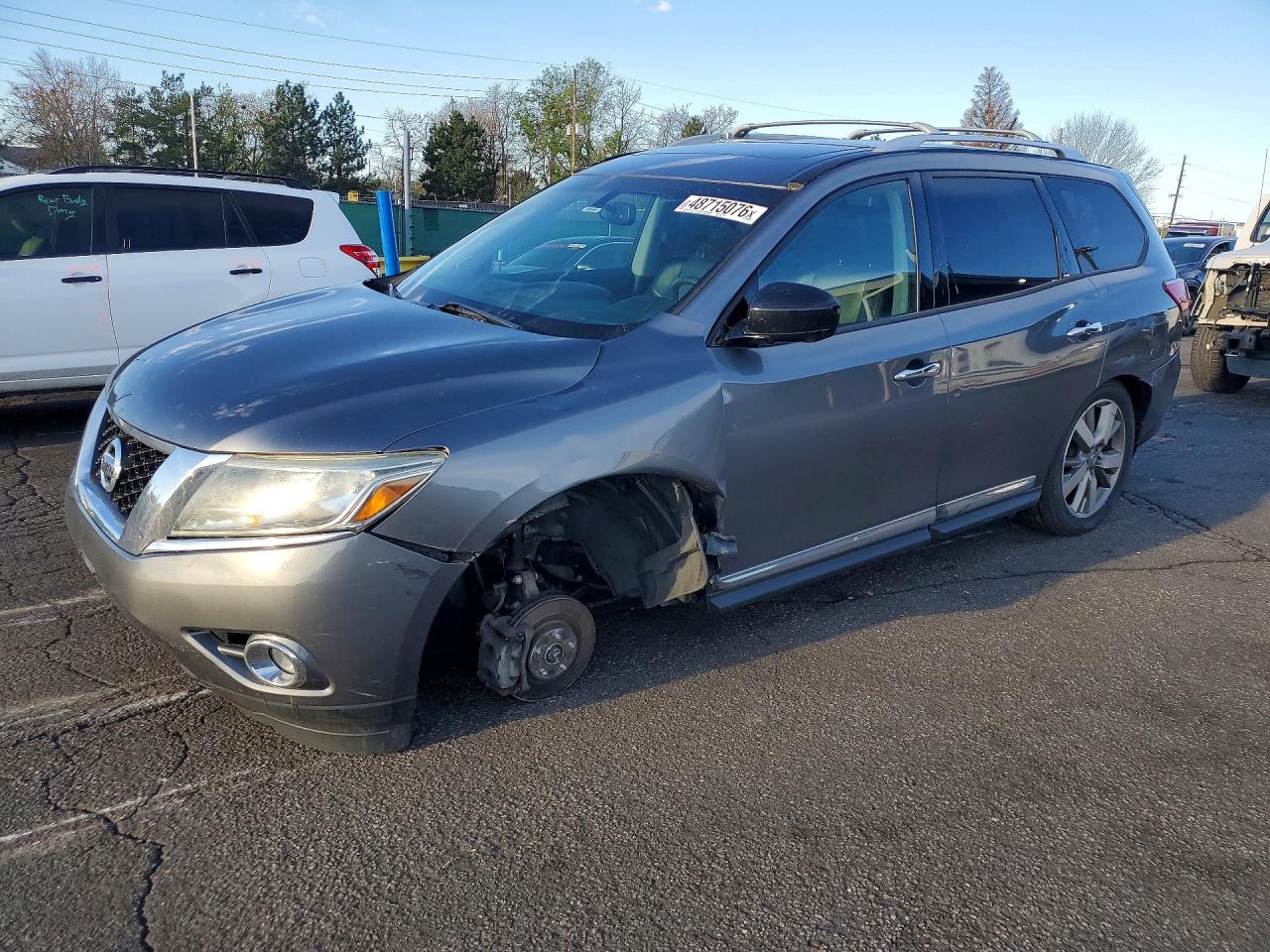 2015 Nissan Pathfinder Platinum Gray vin: 5N1AR2MM2FC613209
