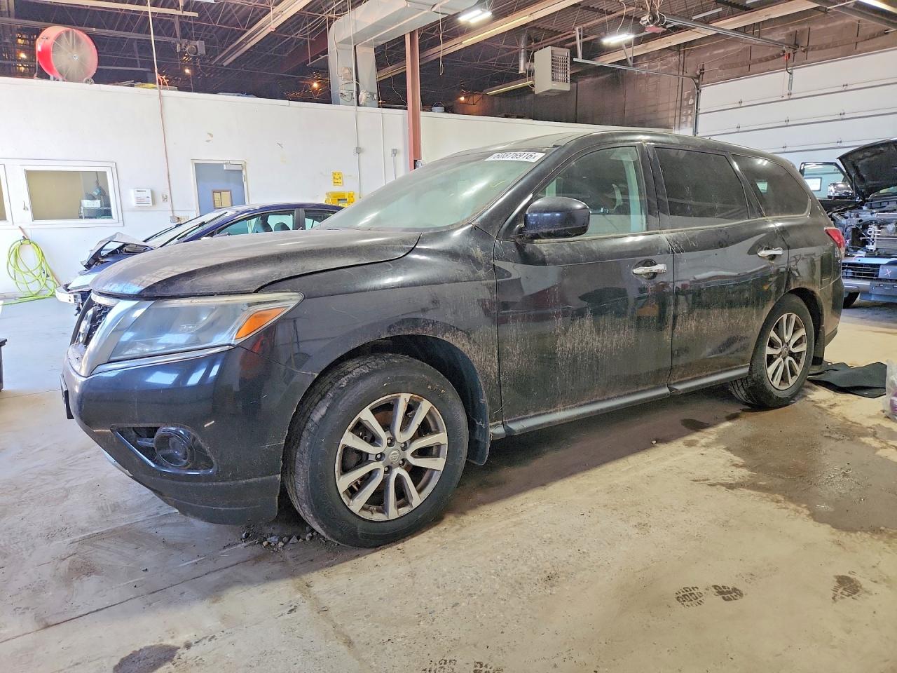 2015 Nissan Pathfinder S Black vin: 5N1AR2MM2FC616384