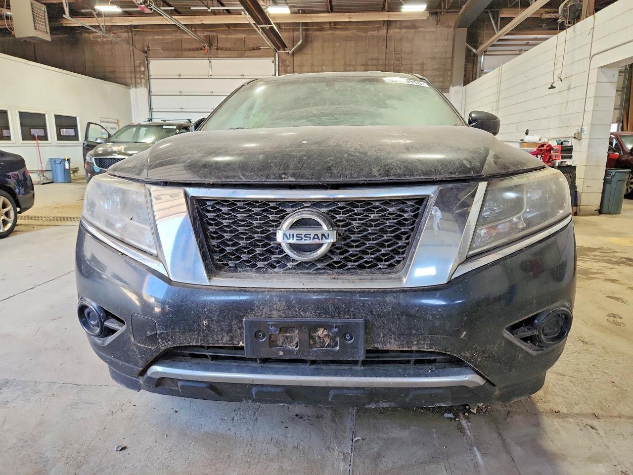2015 Nissan Pathfinder S Black vin: 5N1AR2MM2FC616384