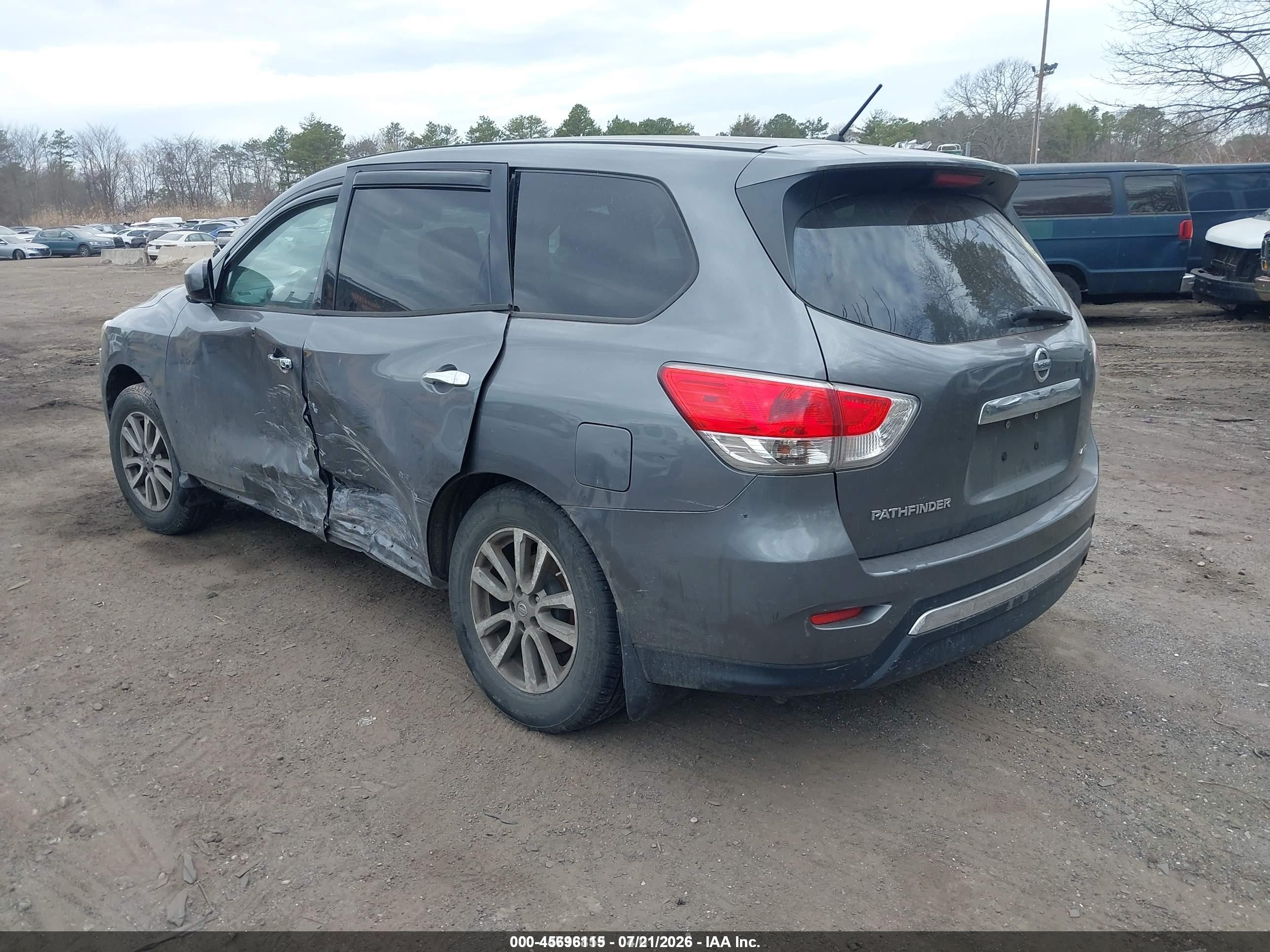 2015 Nissan Pathfinder S Gray vin: 5N1AR2MM2FC634755
