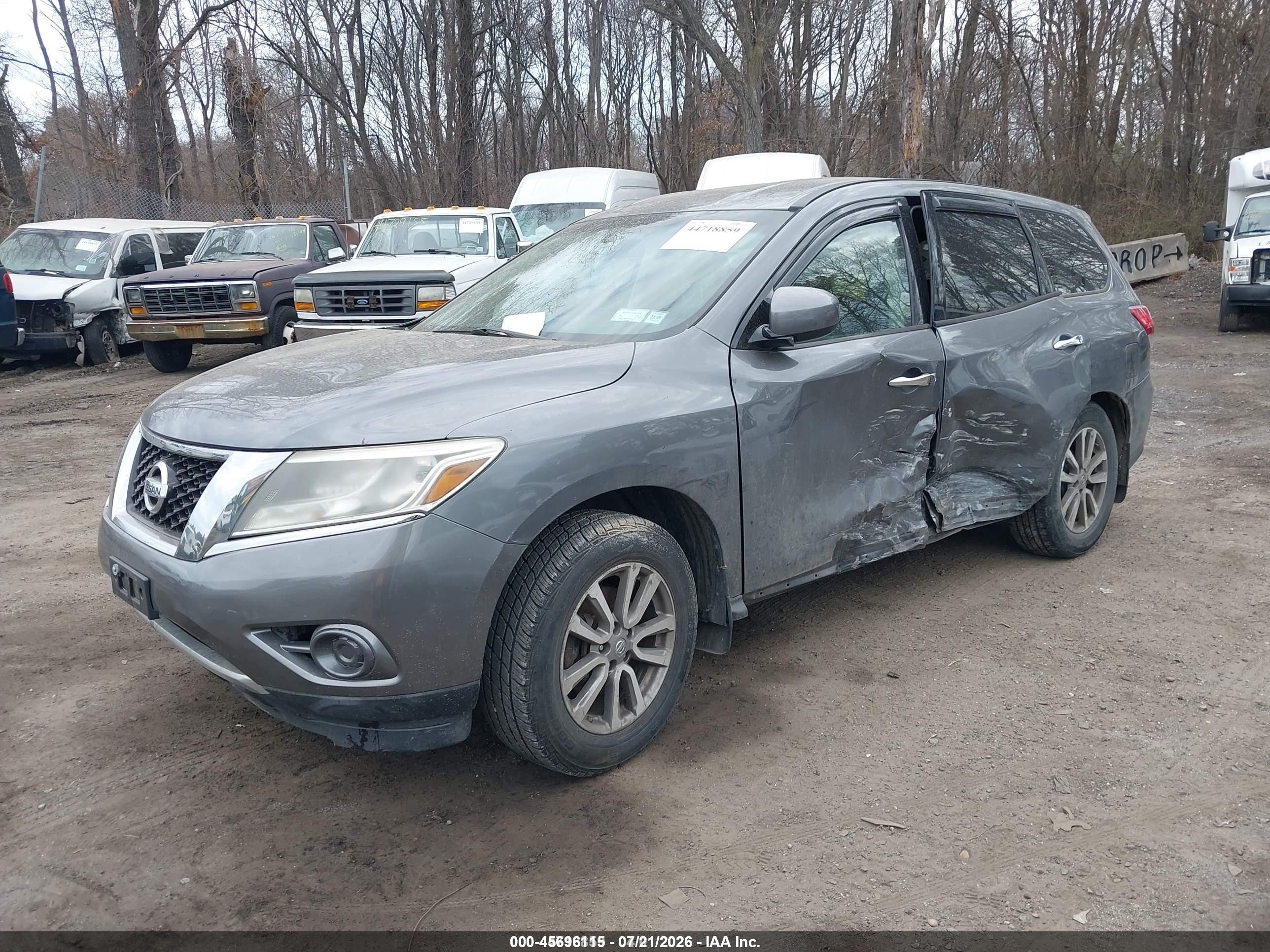 2015 Nissan Pathfinder S Gray vin: 5N1AR2MM2FC634755