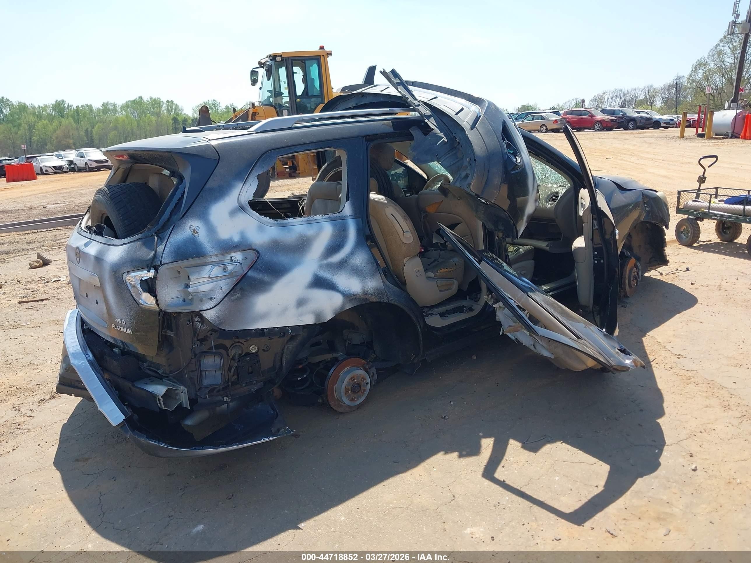 2015 Nissan Pathfinder Platinum Black vin: 5N1AR2MM2FC638157