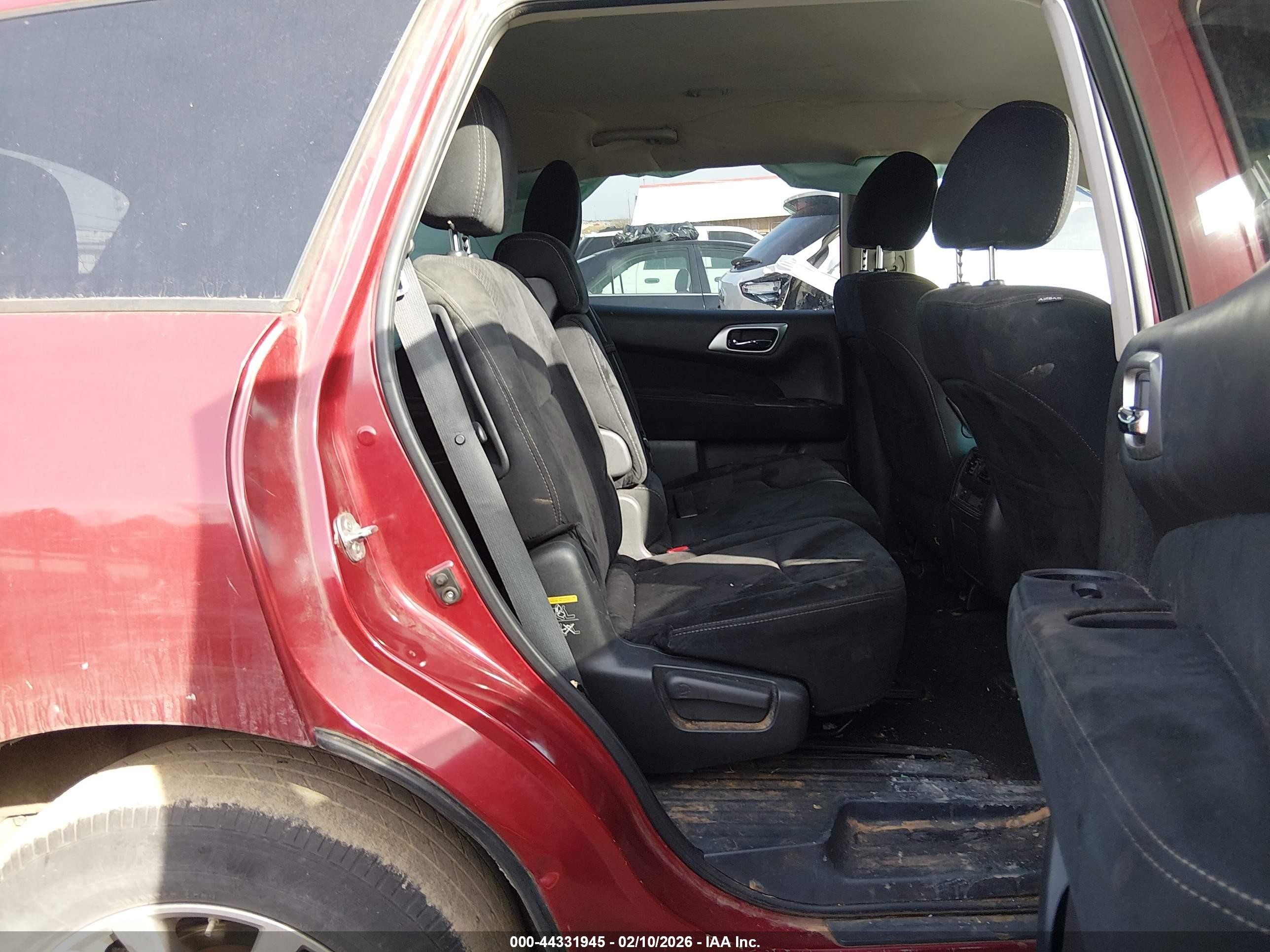 2015 Nissan Pathfinder S Red vin: 5N1AR2MM2FC648798