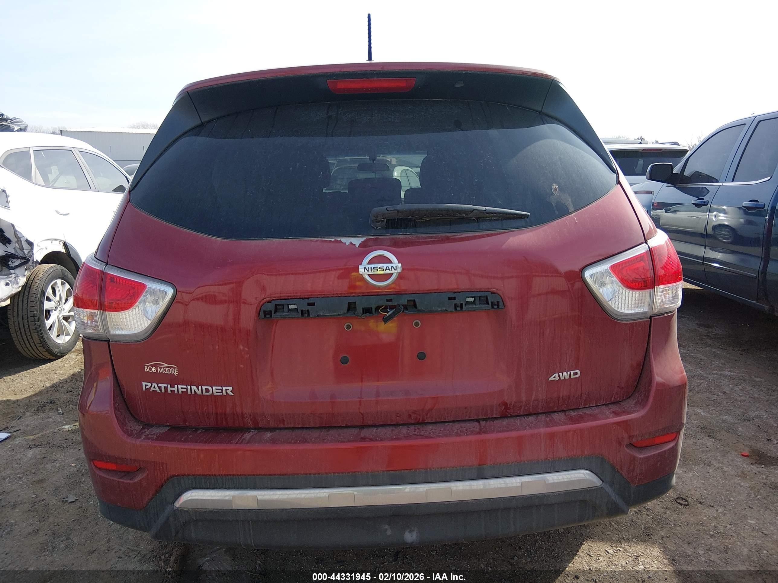 2015 Nissan Pathfinder S Red vin: 5N1AR2MM2FC648798