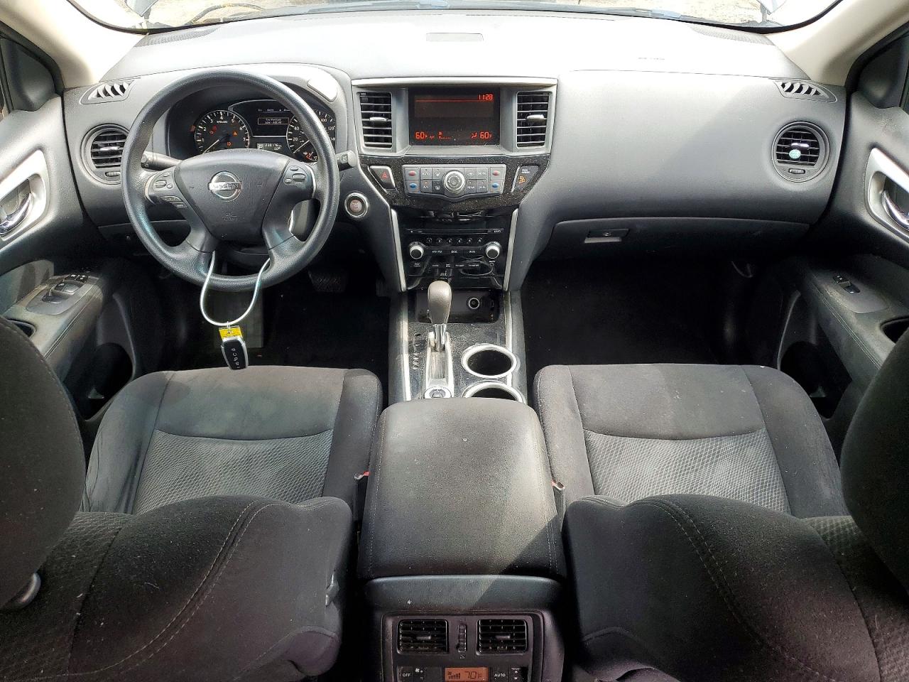 2015 Nissan Pathfinder S Черный vin: 5N1AR2MM2FC650132