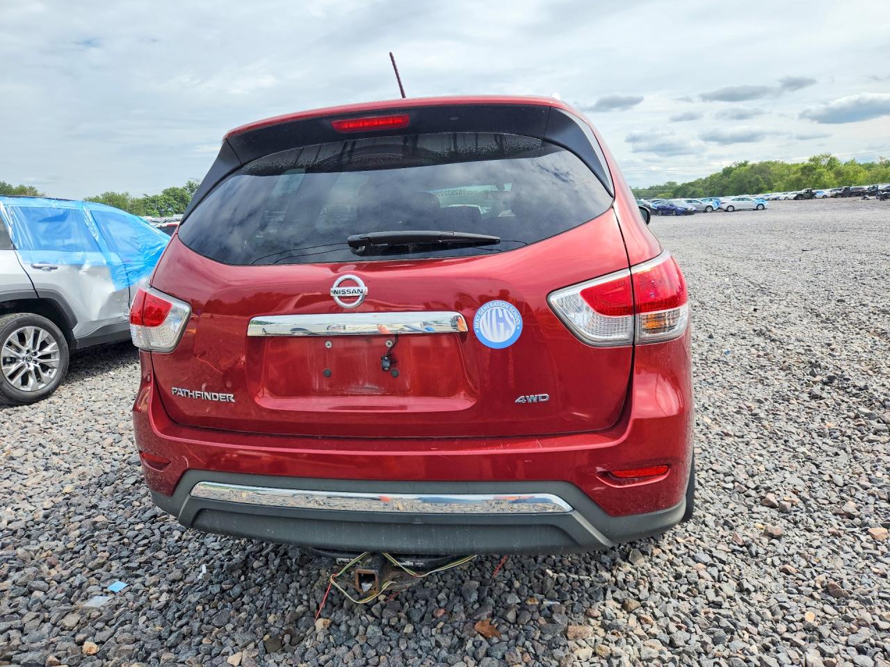 2015 Nissan Pathfinder S Burgundy vin: 5N1AR2MM2FC654116