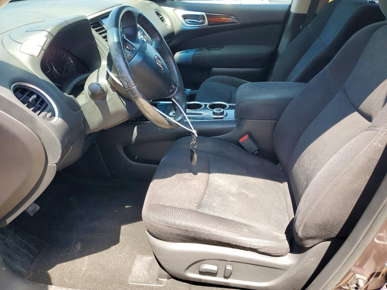 2015 Nissan Pathfinder Sv Tan vin: 5N1AR2MM2FC672082
