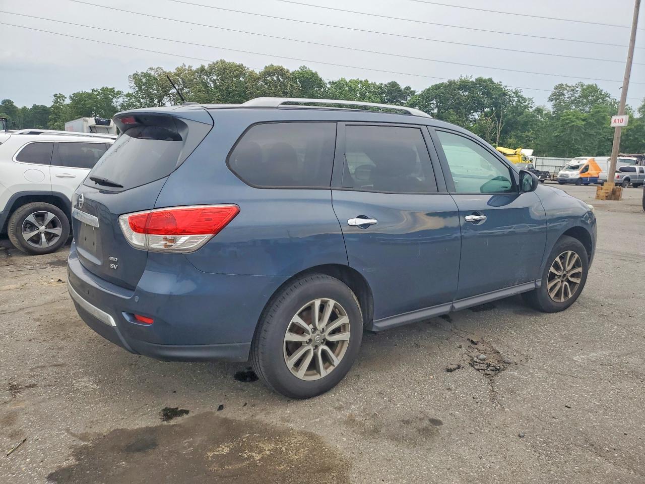 2015 Nissan Pathfinder Sv Blue vin: 5N1AR2MM2FC677007