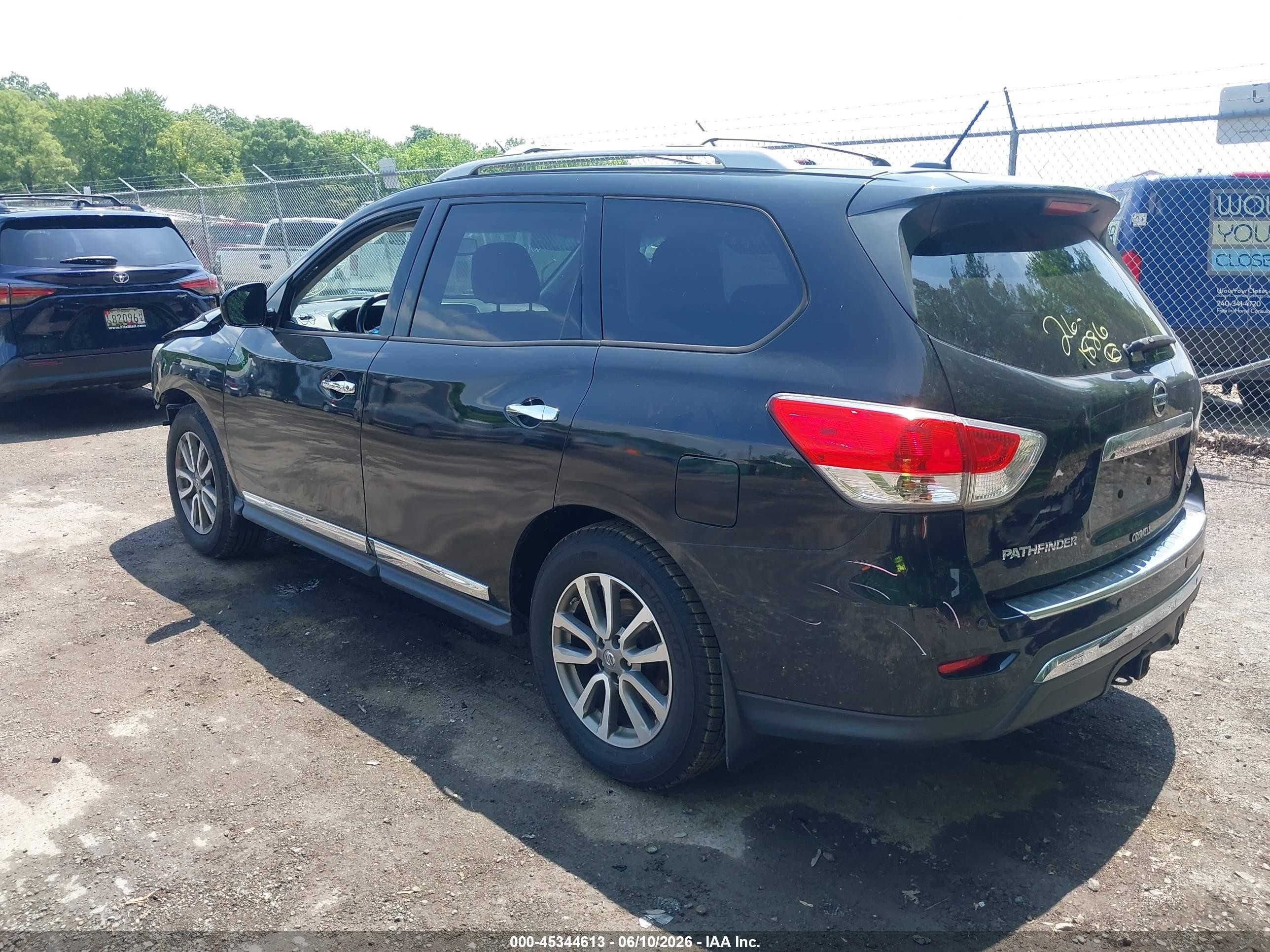 2015 Nissan Pathfinder Sl Black vin: 5N1AR2MM2FC683910