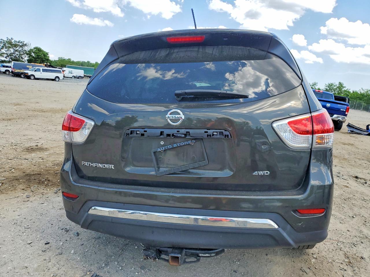 2015 Nissan Pathfinder S Black vin: 5N1AR2MM2FC685074