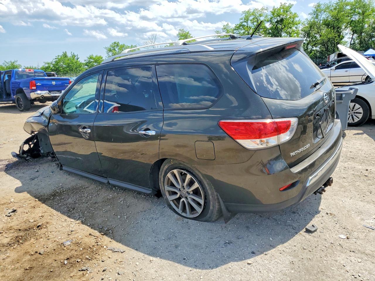2015 Nissan Pathfinder S Black vin: 5N1AR2MM2FC685074