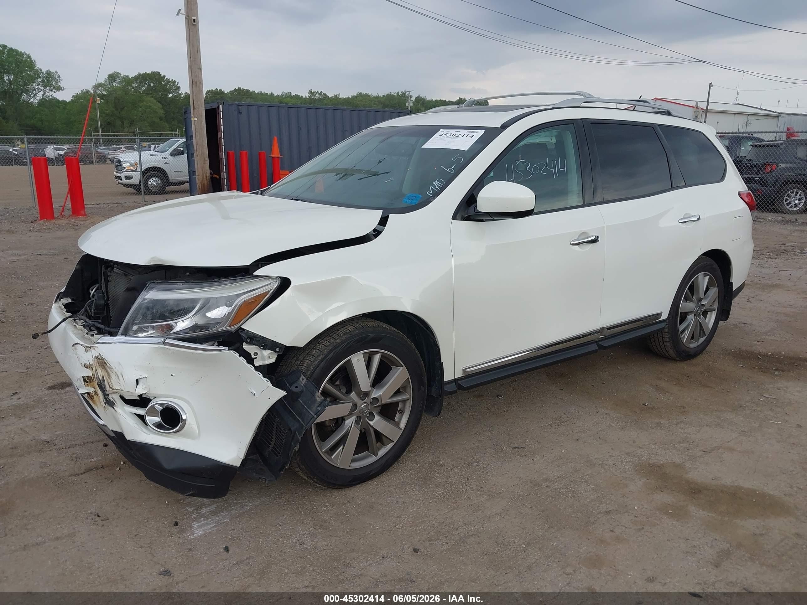 2015 Nissan Pathfinder Platinum White vin: 5N1AR2MM2FC687505