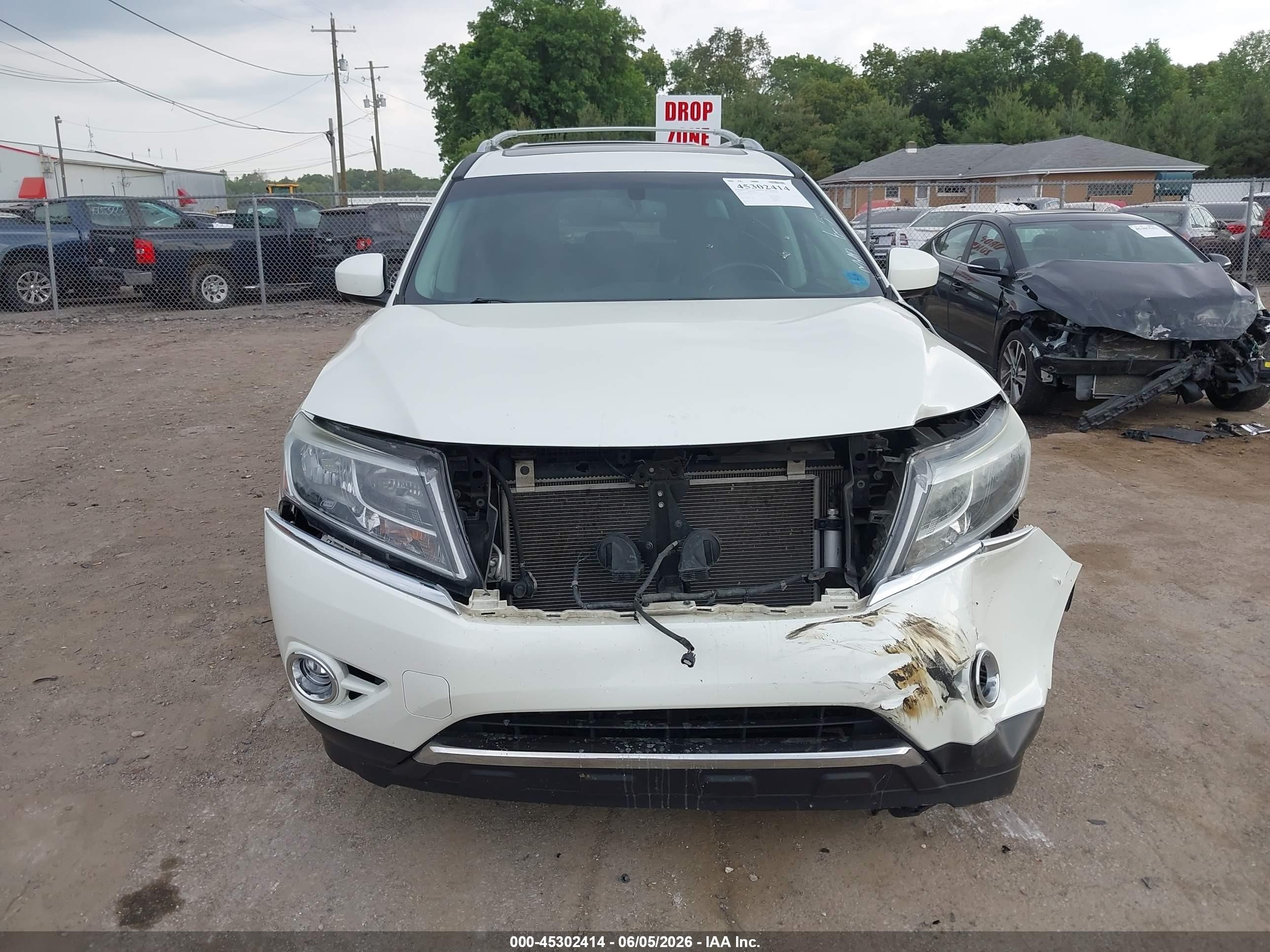 2015 Nissan Pathfinder Platinum White vin: 5N1AR2MM2FC687505