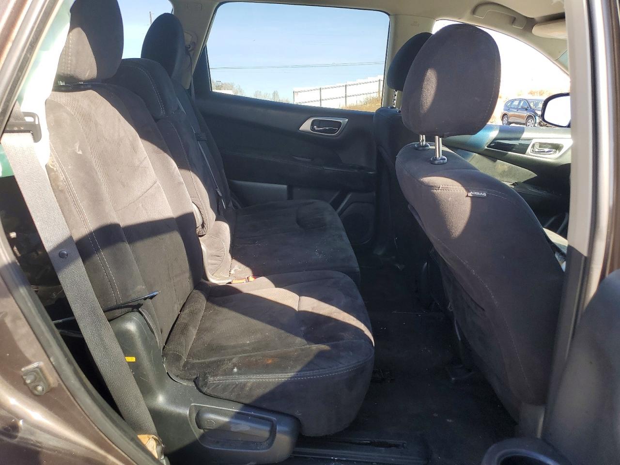 2015 Nissan Pathfinder S Gray vin: 5N1AR2MM2FC703315