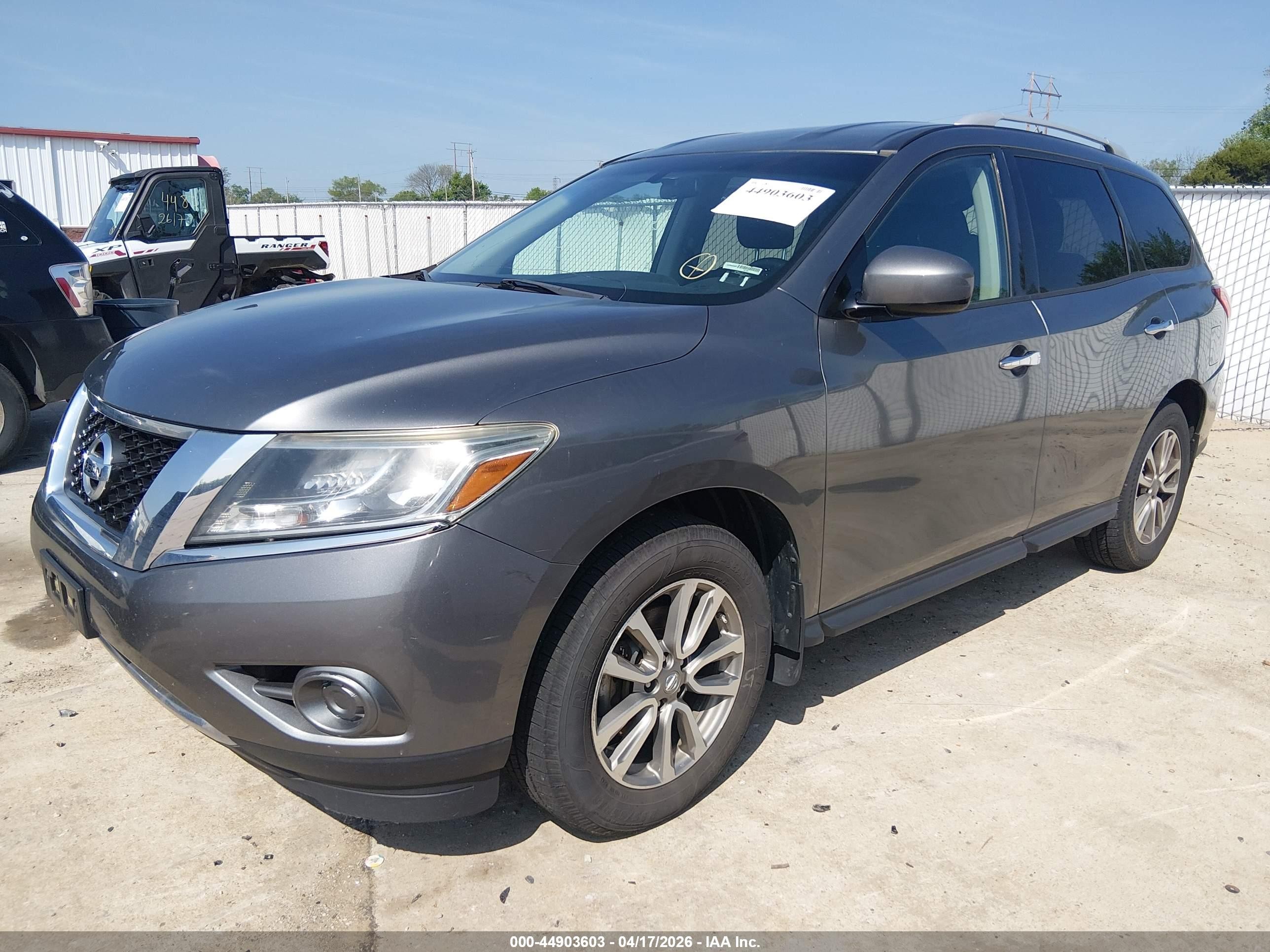 2015 Nissan Pathfinder S Gray vin: 5N1AR2MM2FC710698