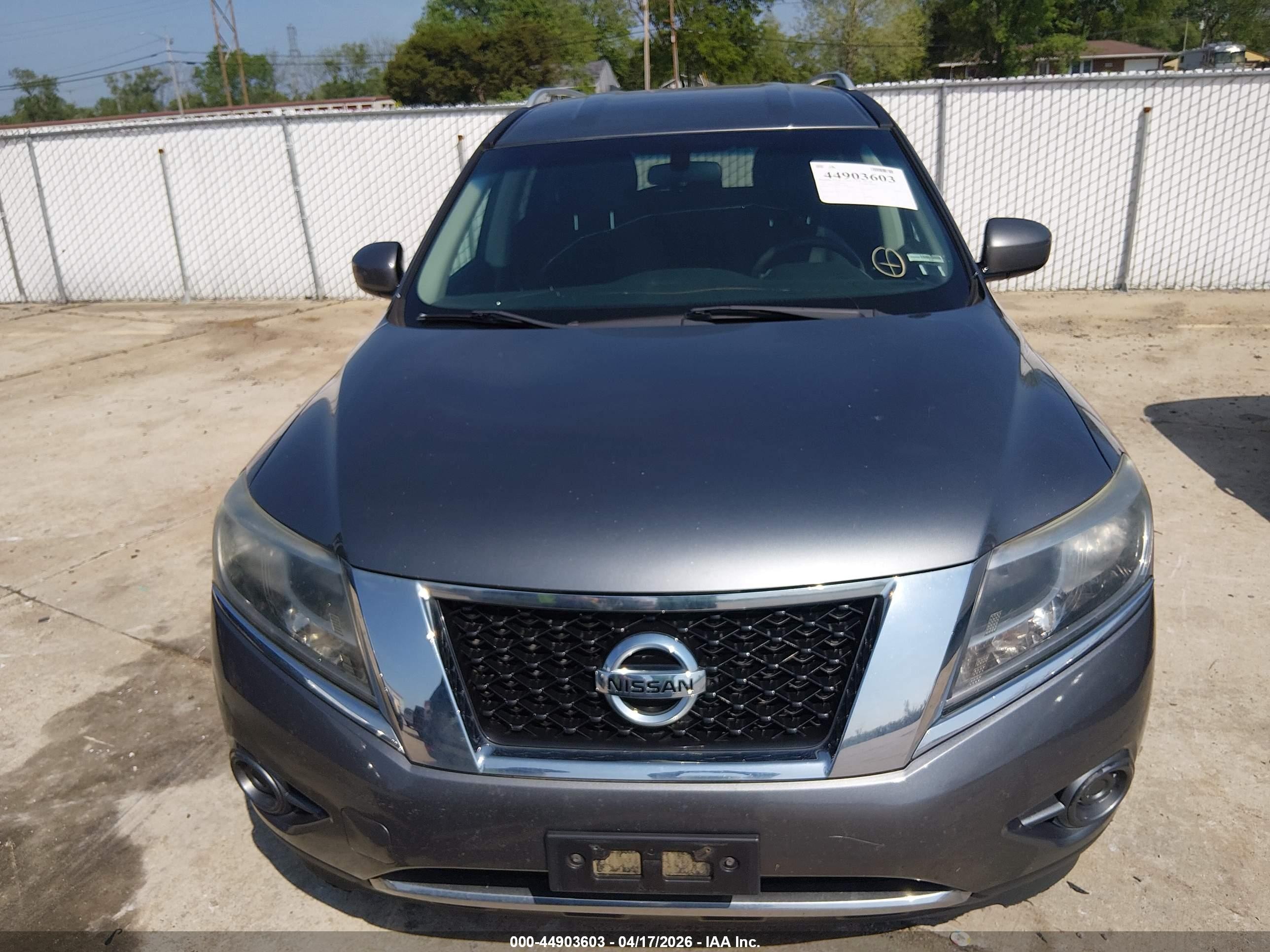 2015 Nissan Pathfinder S Gray vin: 5N1AR2MM2FC710698