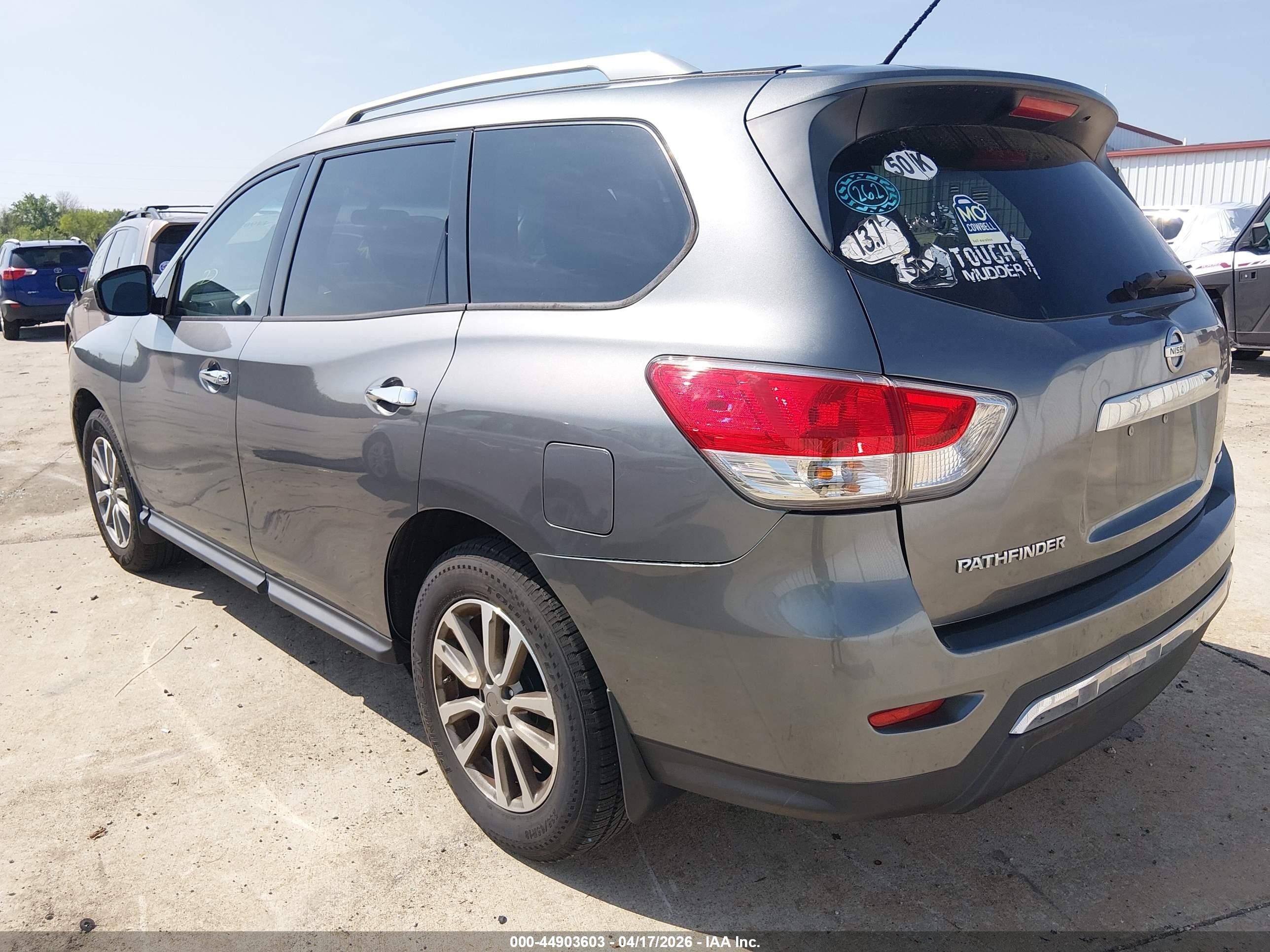 2015 Nissan Pathfinder S Gray vin: 5N1AR2MM2FC710698