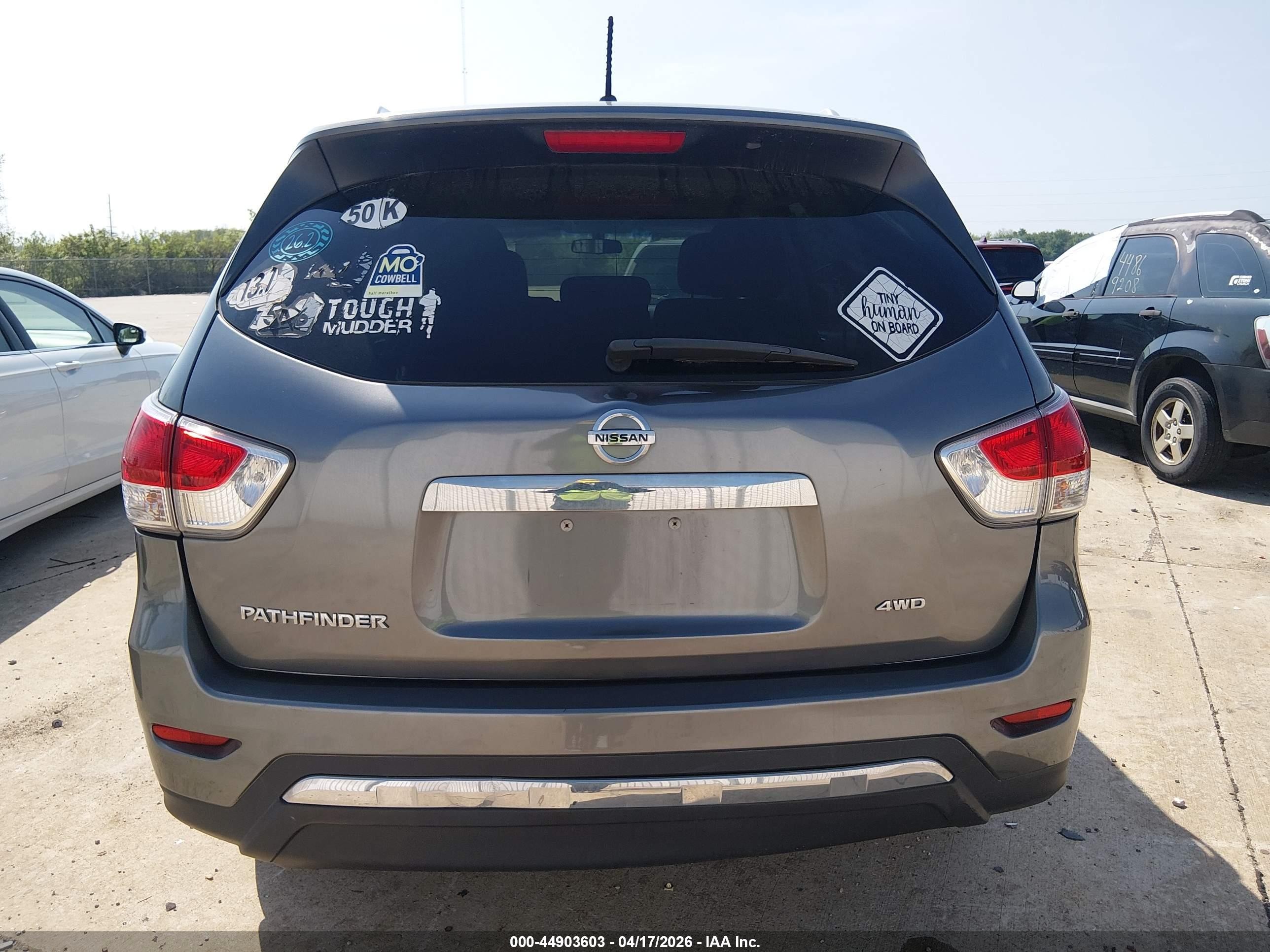 2015 Nissan Pathfinder S Gray vin: 5N1AR2MM2FC710698