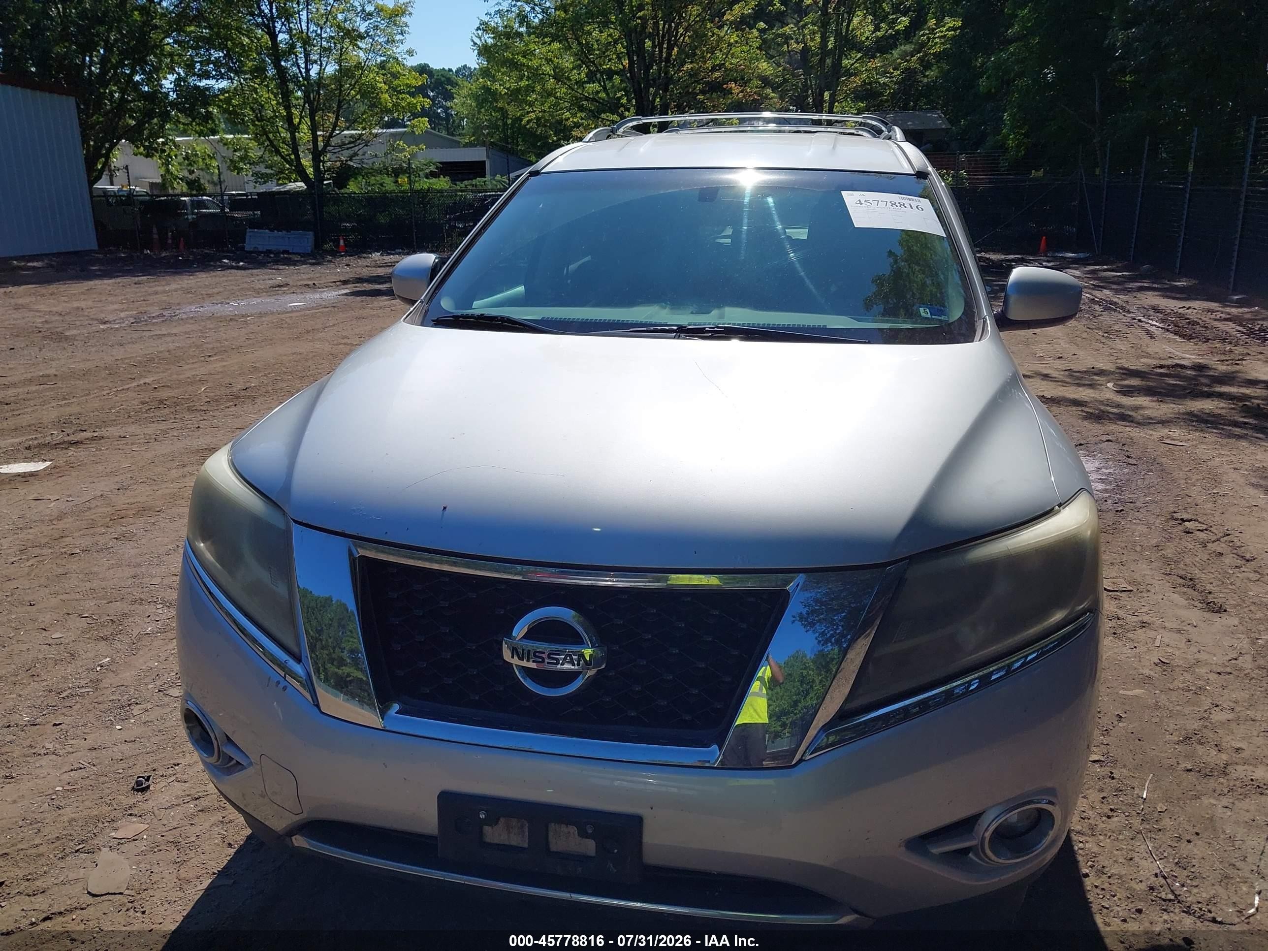 2013 Nissan Pathfinder Sl Silver vin: 5N1AR2MM3DC628217