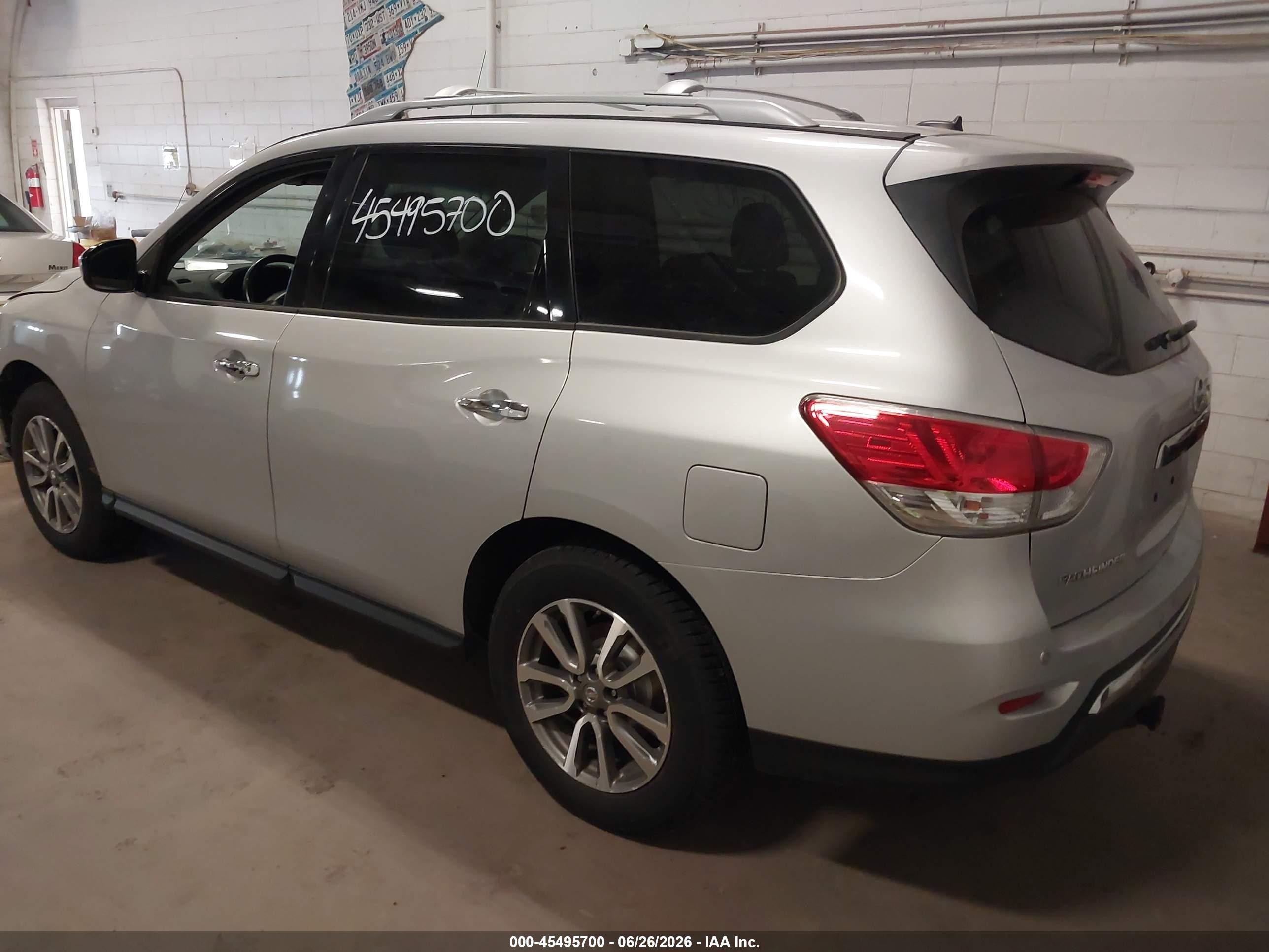 2013 Nissan Pathfinder Platinum/s/sl/sv Silver vin: 5N1AR2MM3DC662352